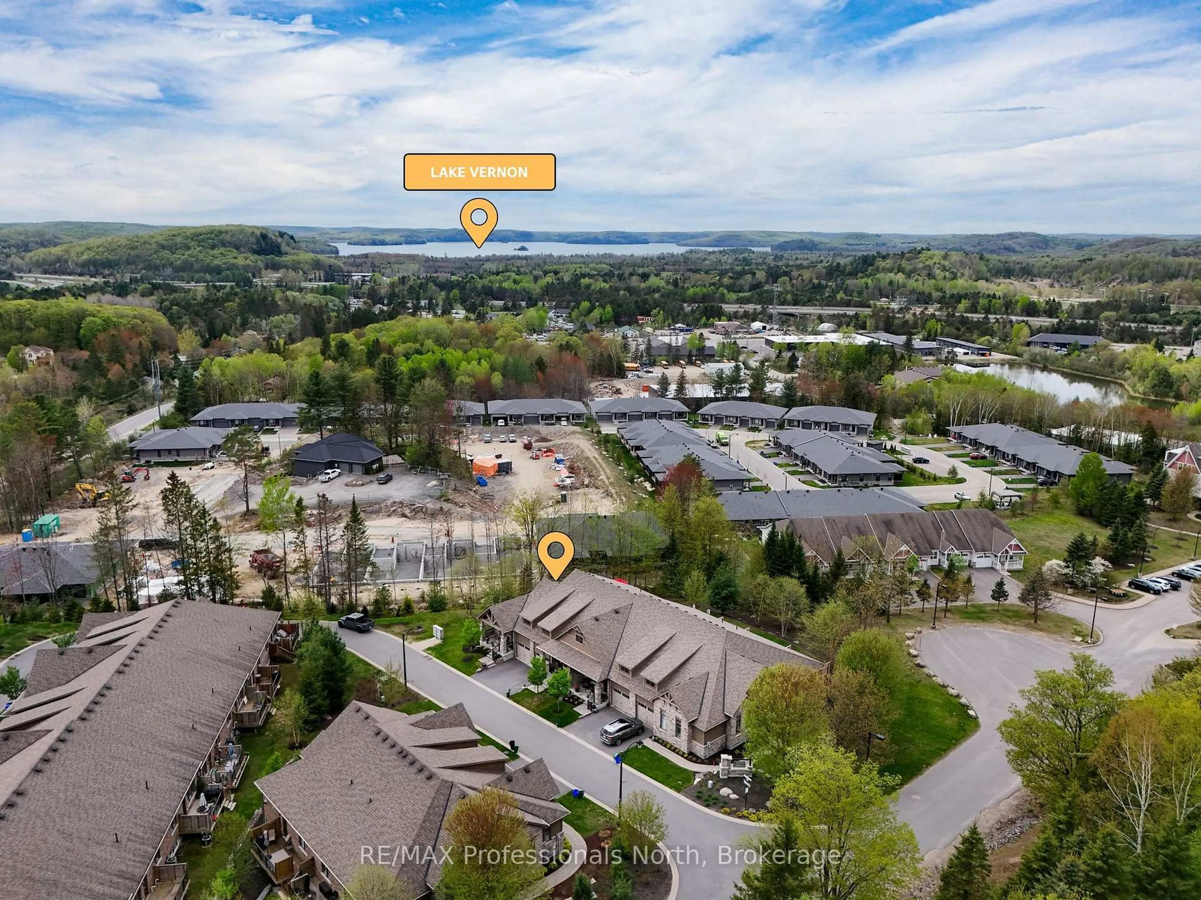 A pic from outside/outdoor area/front of a property/back of a property/a pic from drone, water/lake/river/ocean view for 8 Serenity Place Cres, Huntsville Ontario P1H 0C4