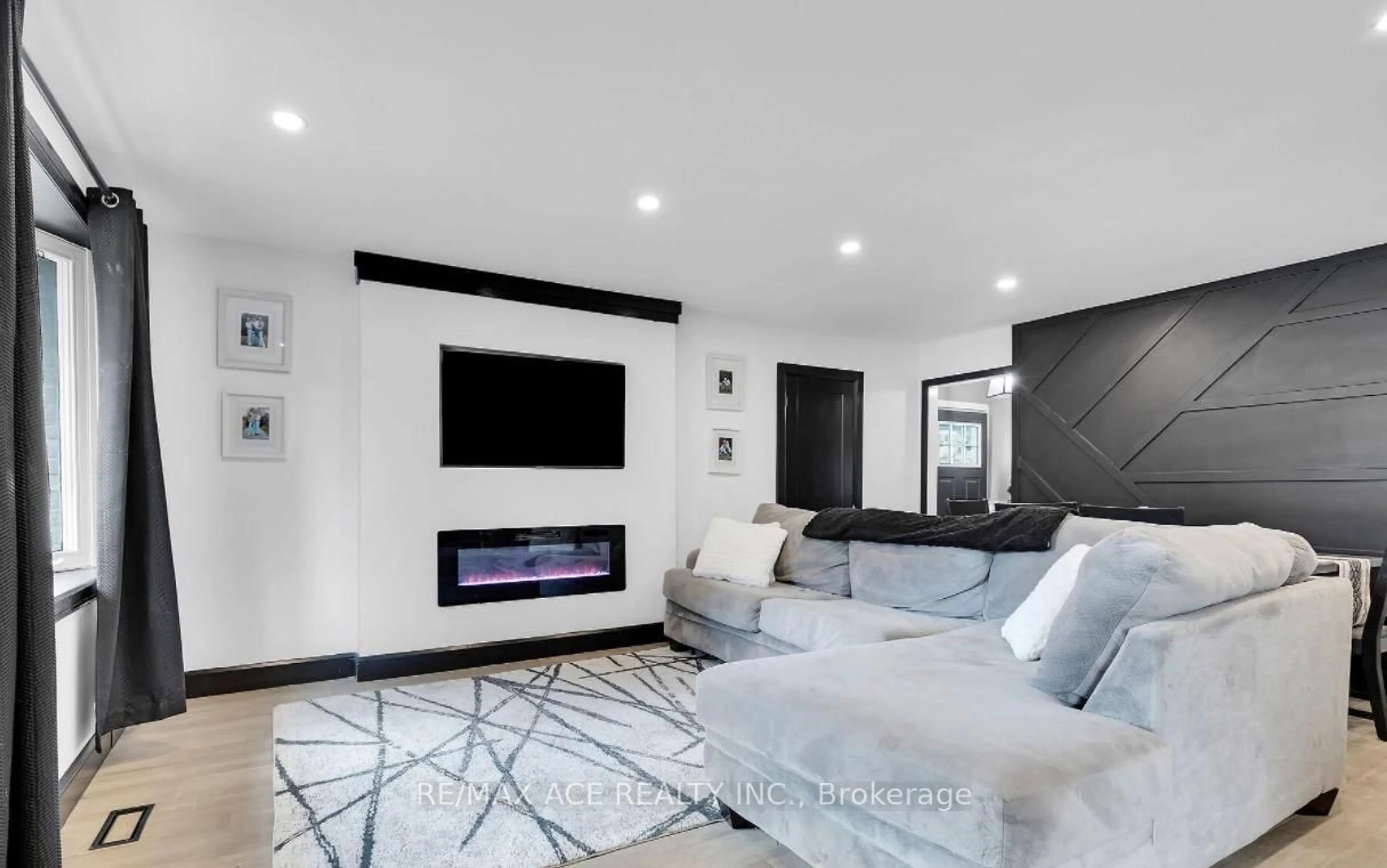 Home theater for 59 Patience Cres, London South Ontario N6E 2K7