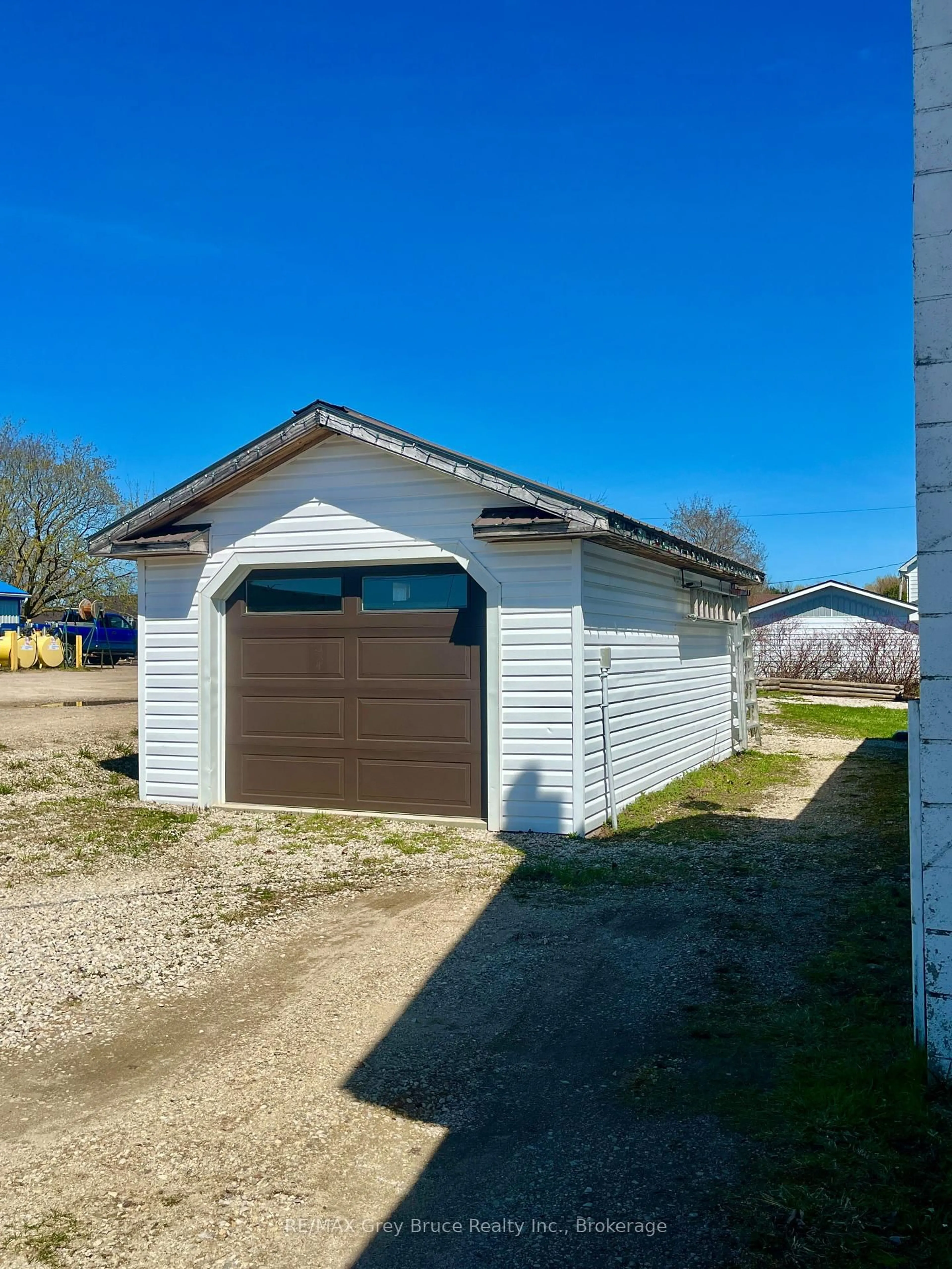 Shed for 141 Yonge St, Arran-Elderslie Ontario N0H 2N0