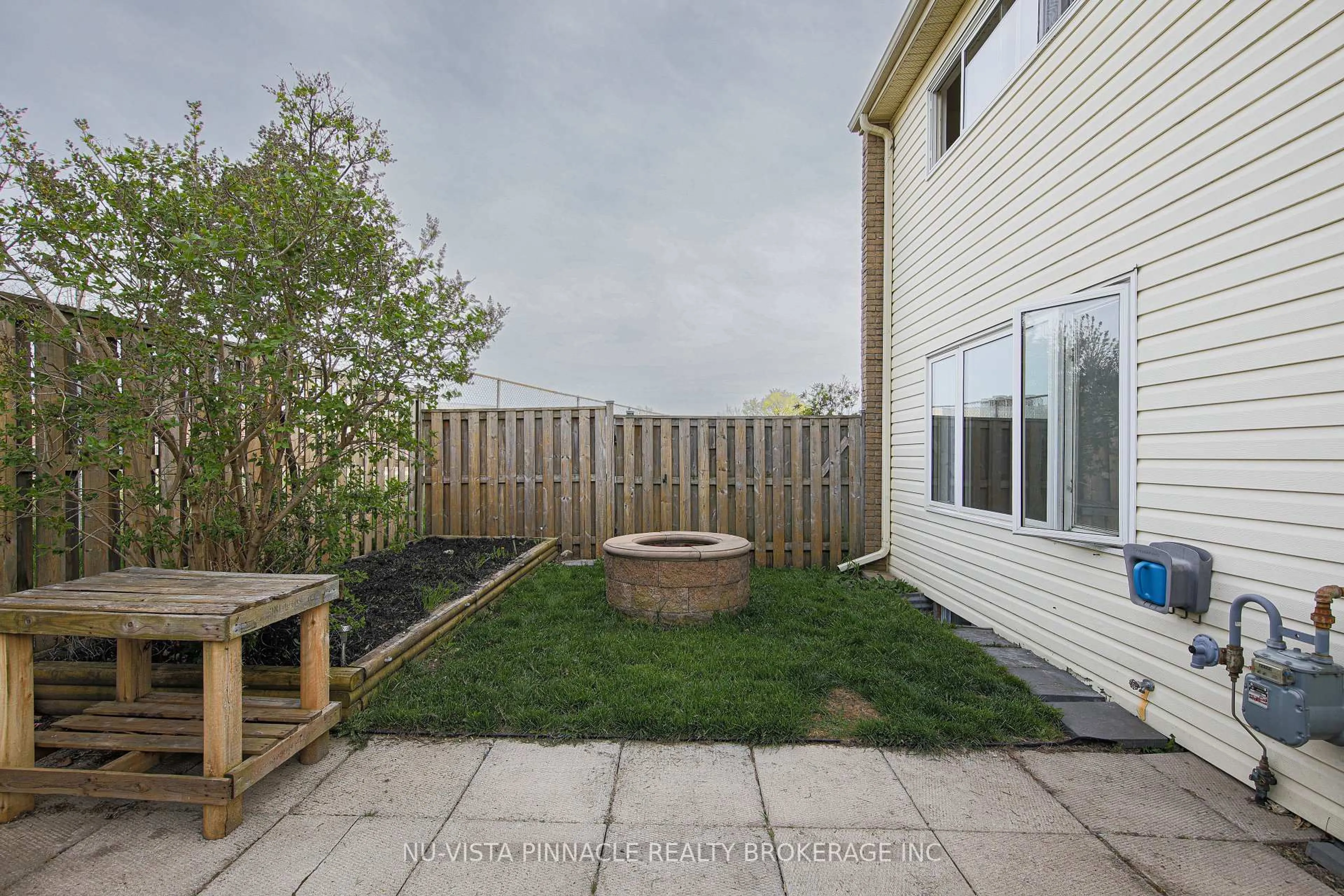 Patio, street for 700 Osgoode Dr #28, London South Ontario N6E 2H1