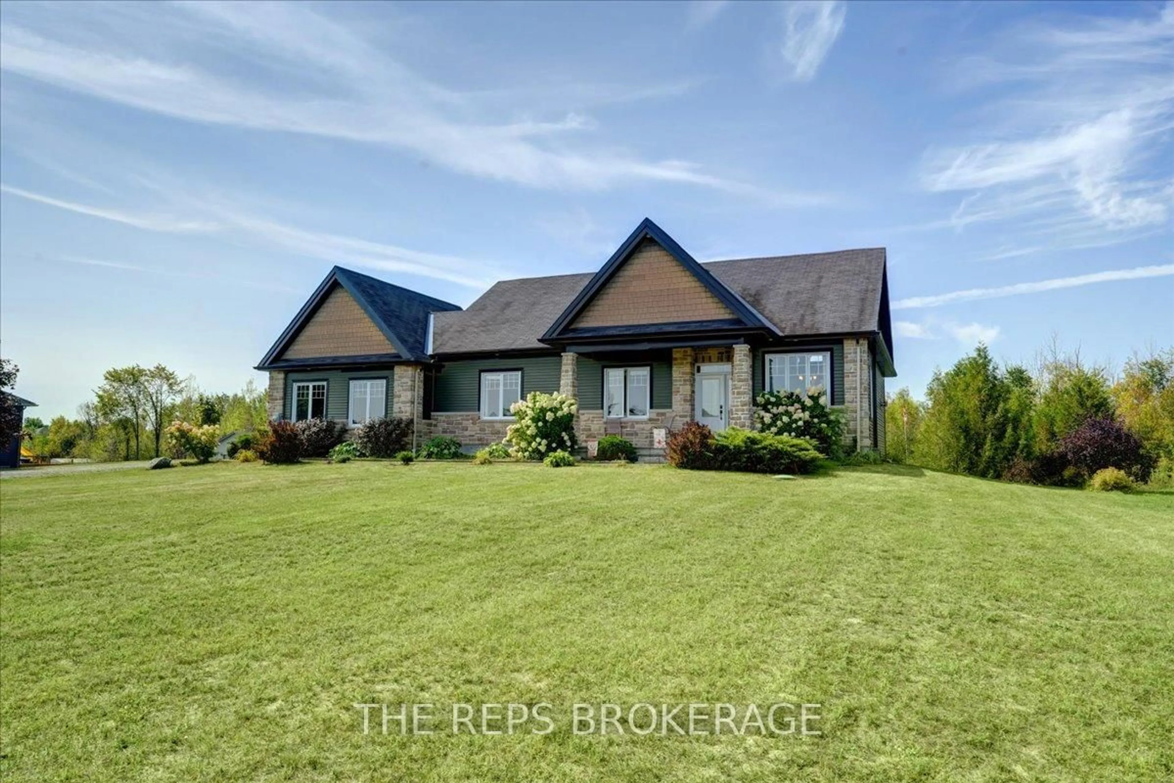 A pic from outside/outdoor area/front of a property/back of a property/a pic from drone, unknown for 206 Country Lane Dr, Carleton Place Ontario K7C 3P2