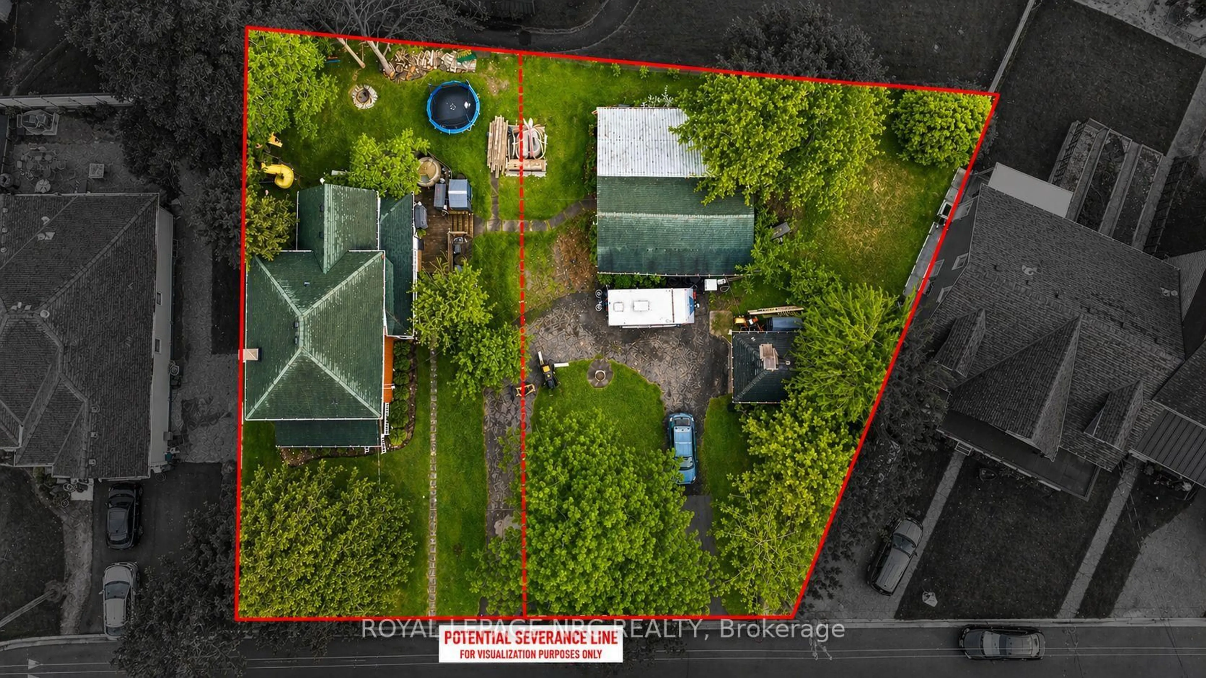 A pic from outside/outdoor area/front of a property/back of a property/a pic from drone, building for 3436 Rittenhouse Rd, Lincoln Ontario L0R 2C0