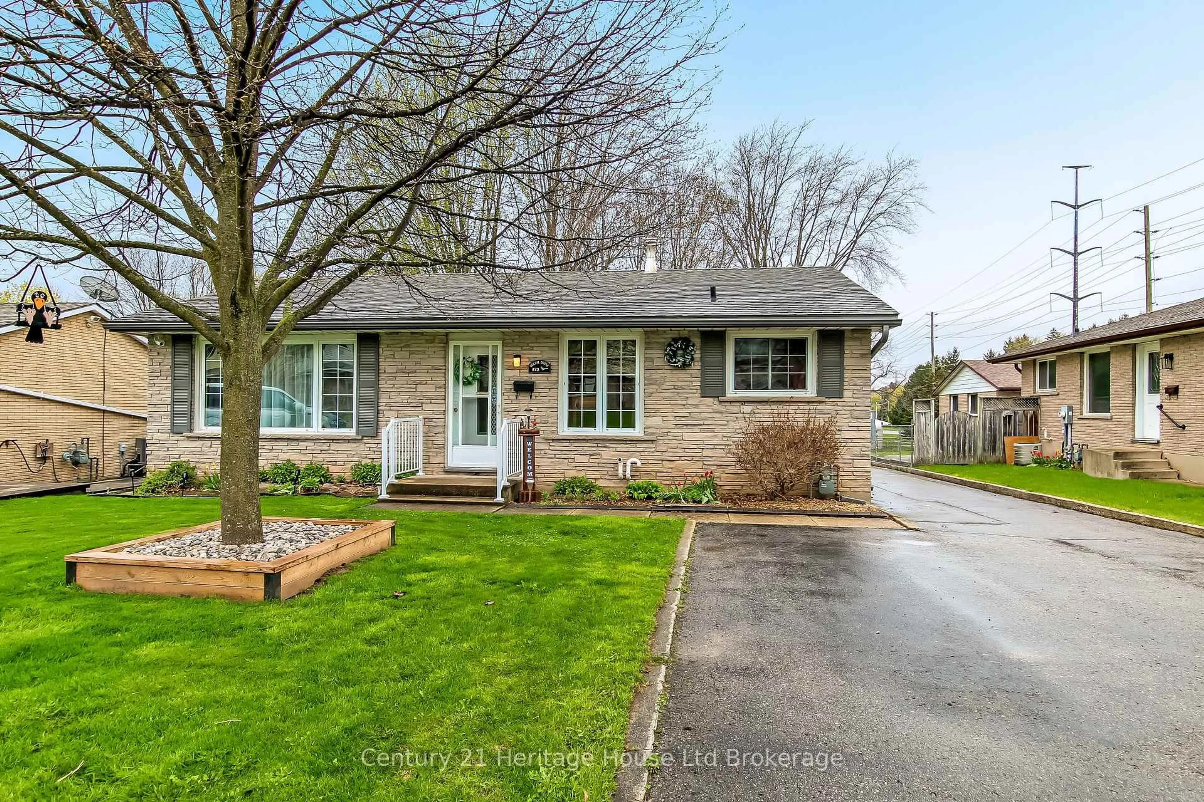 Home with brick exterior material, street for 372 Odlum Dr, Woodstock Ontario N4S 3S2