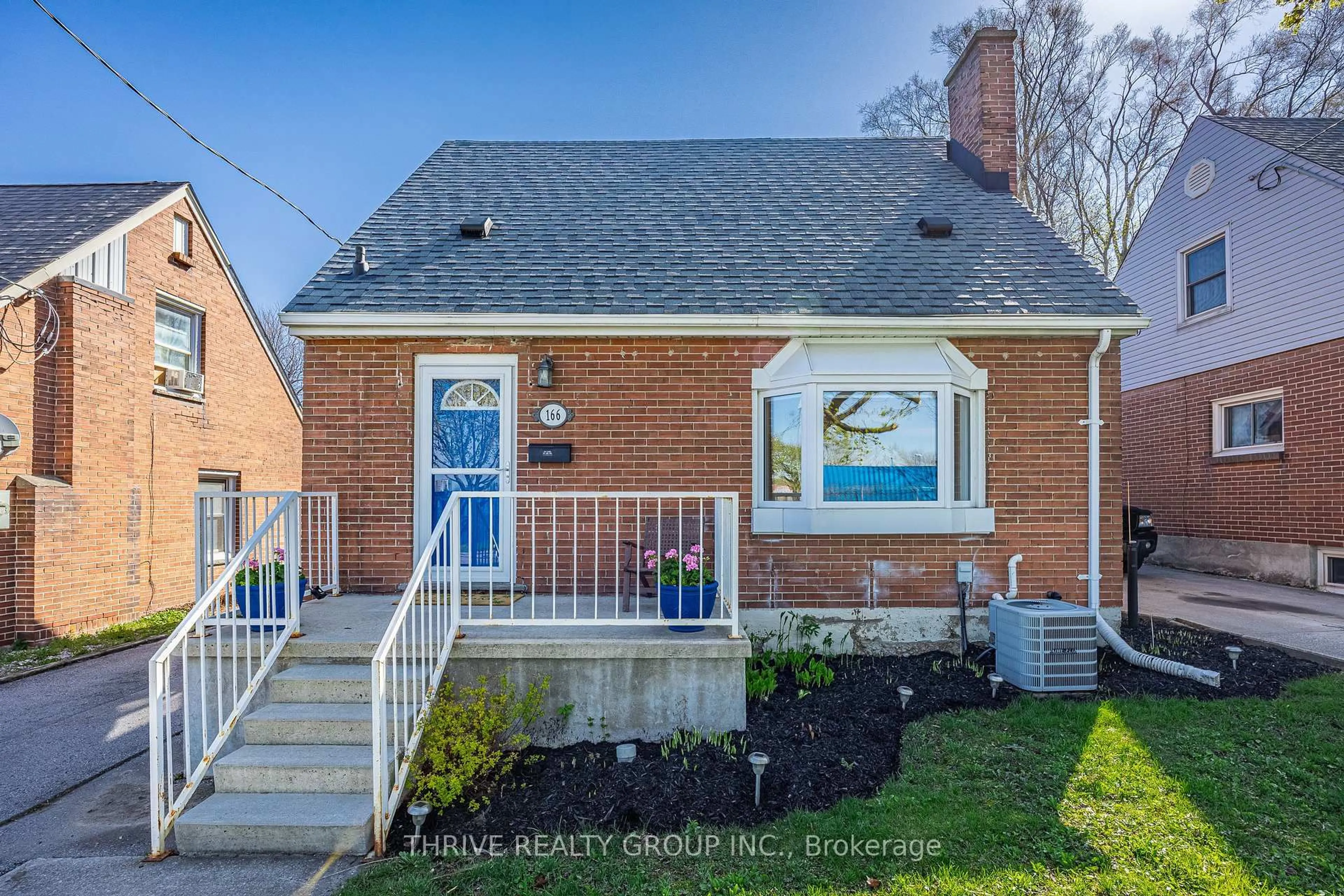 Home with brick exterior material, street for 166 Ashland Ave, London East Ontario N5W 4C9