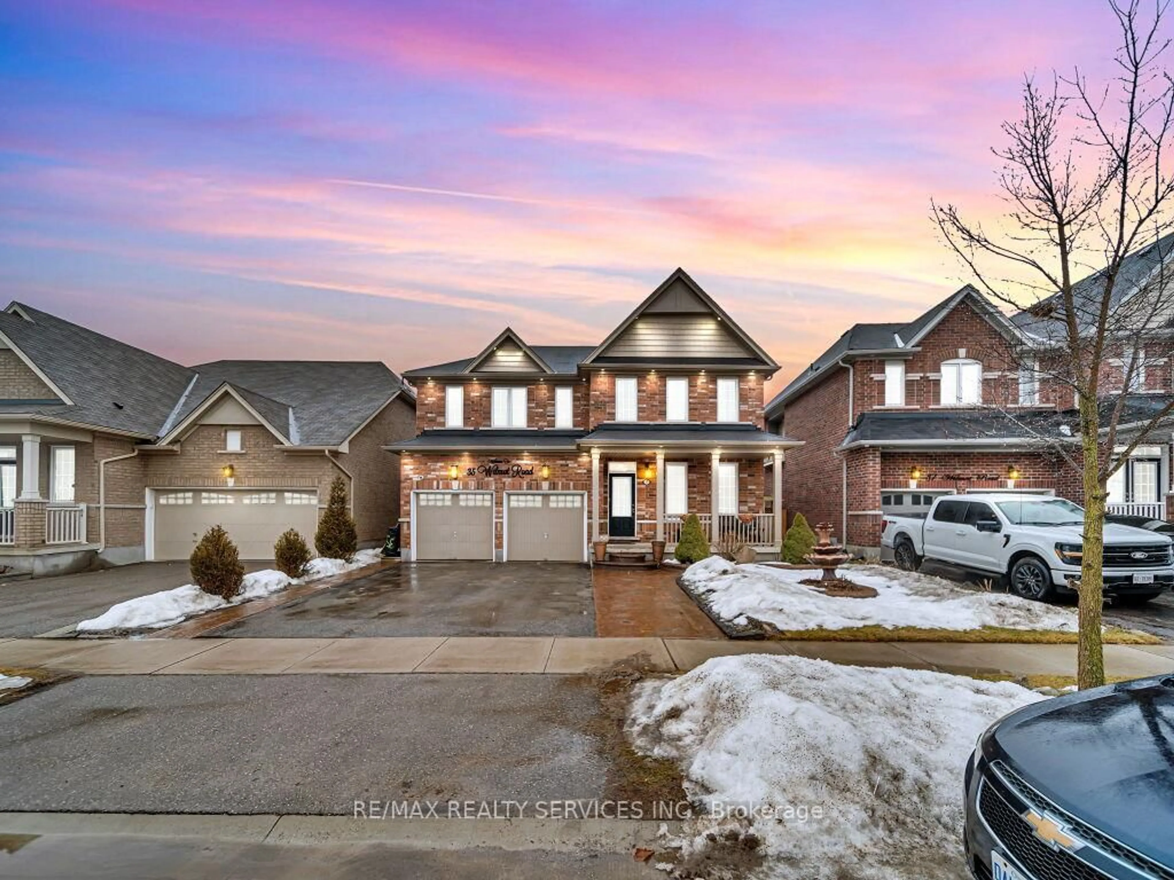 Home with brick exterior material, street for 35 Wilmot Rd, Brantford Ontario N3T 0K8