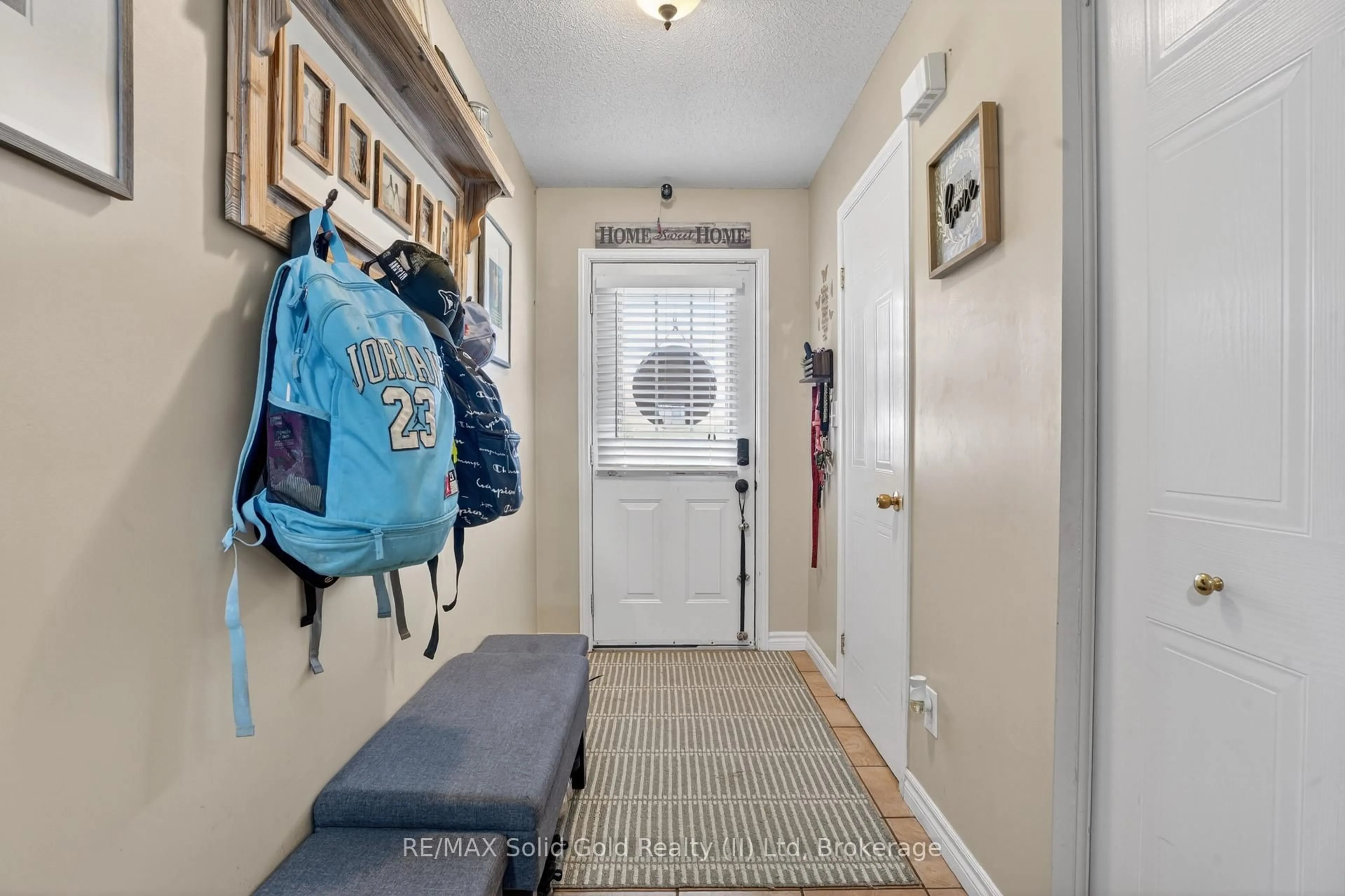 Indoor entryway for 742 Angler Way, Waterloo Ontario N2K 4L7