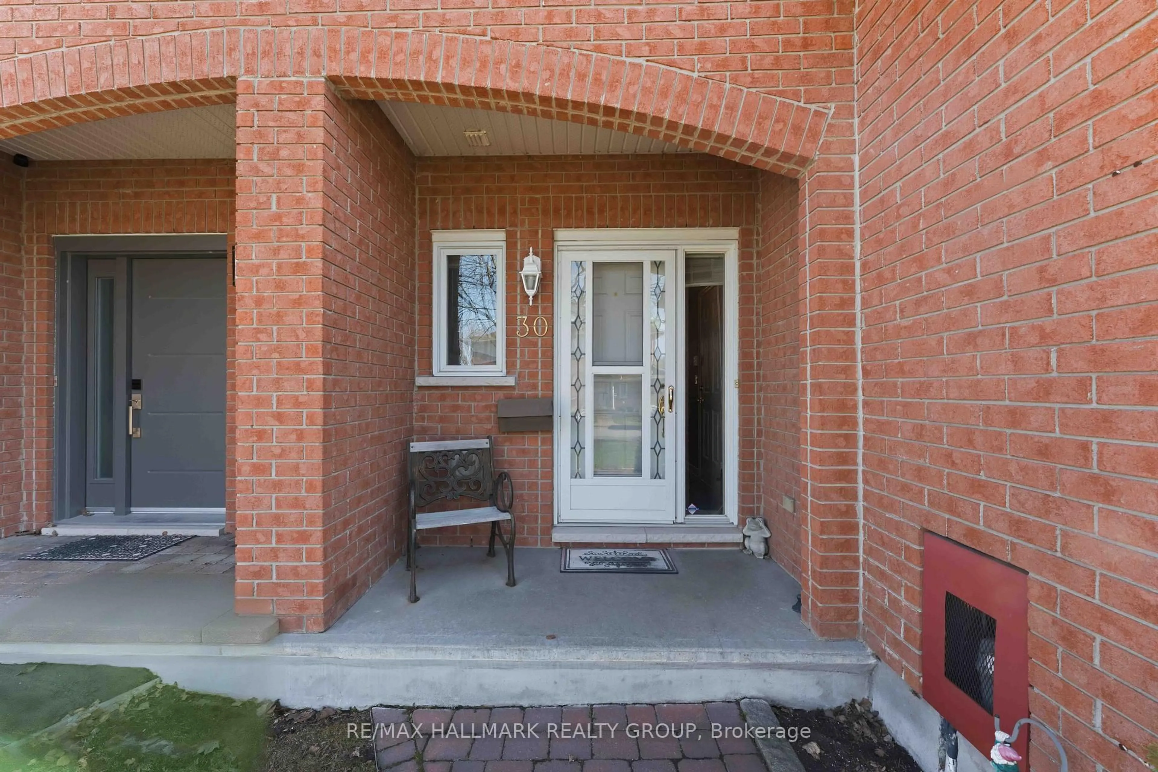 Unknown for 30 Sonata Pl, Ottawa Ontario K1G 6H2