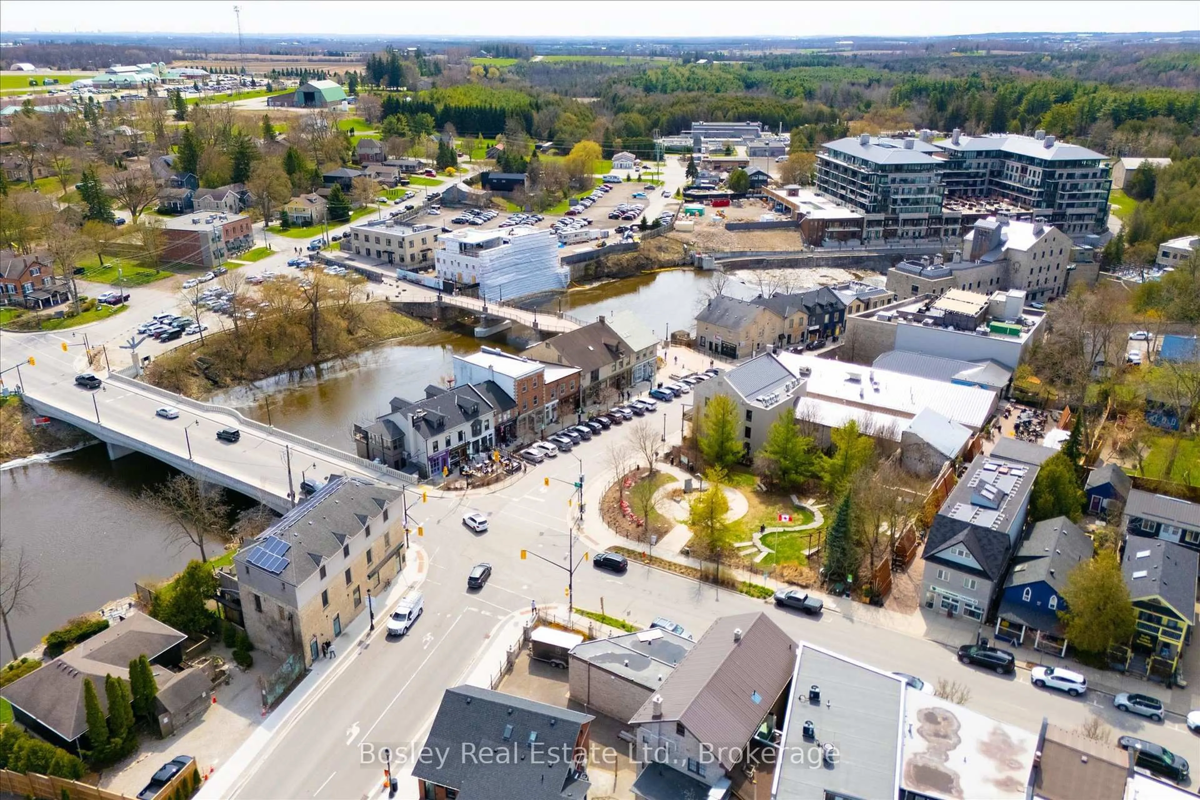 A pic from outside/outdoor area/front of a property/back of a property/a pic from drone, street for 5 E Mill St #2, Centre Wellington Ontario N0B 1S0