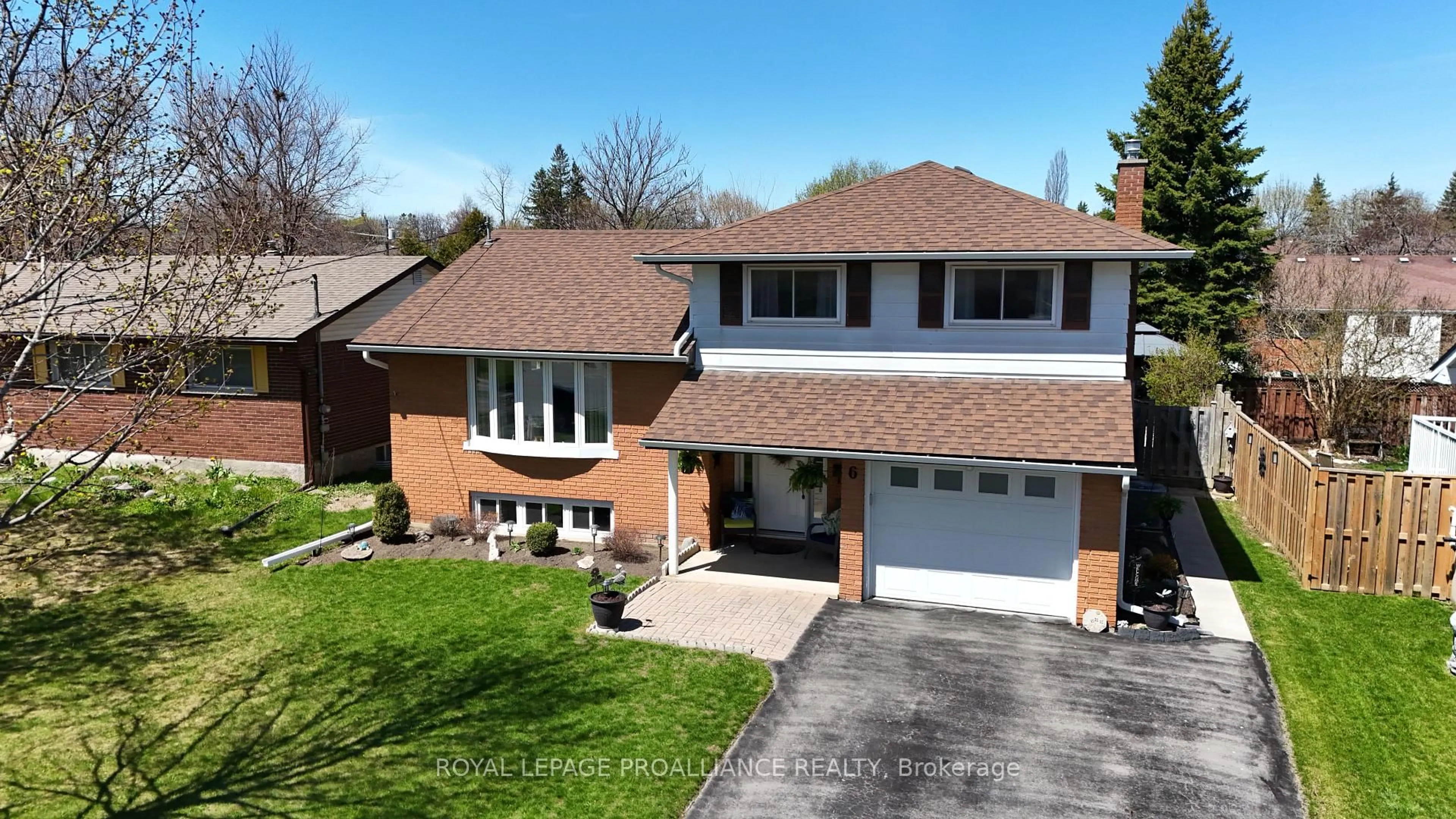 A pic from outside/outdoor area/front of a property/back of a property/a pic from drone, street for 6 Richmond Grve, Belleville Ontario K8N 1Z1
