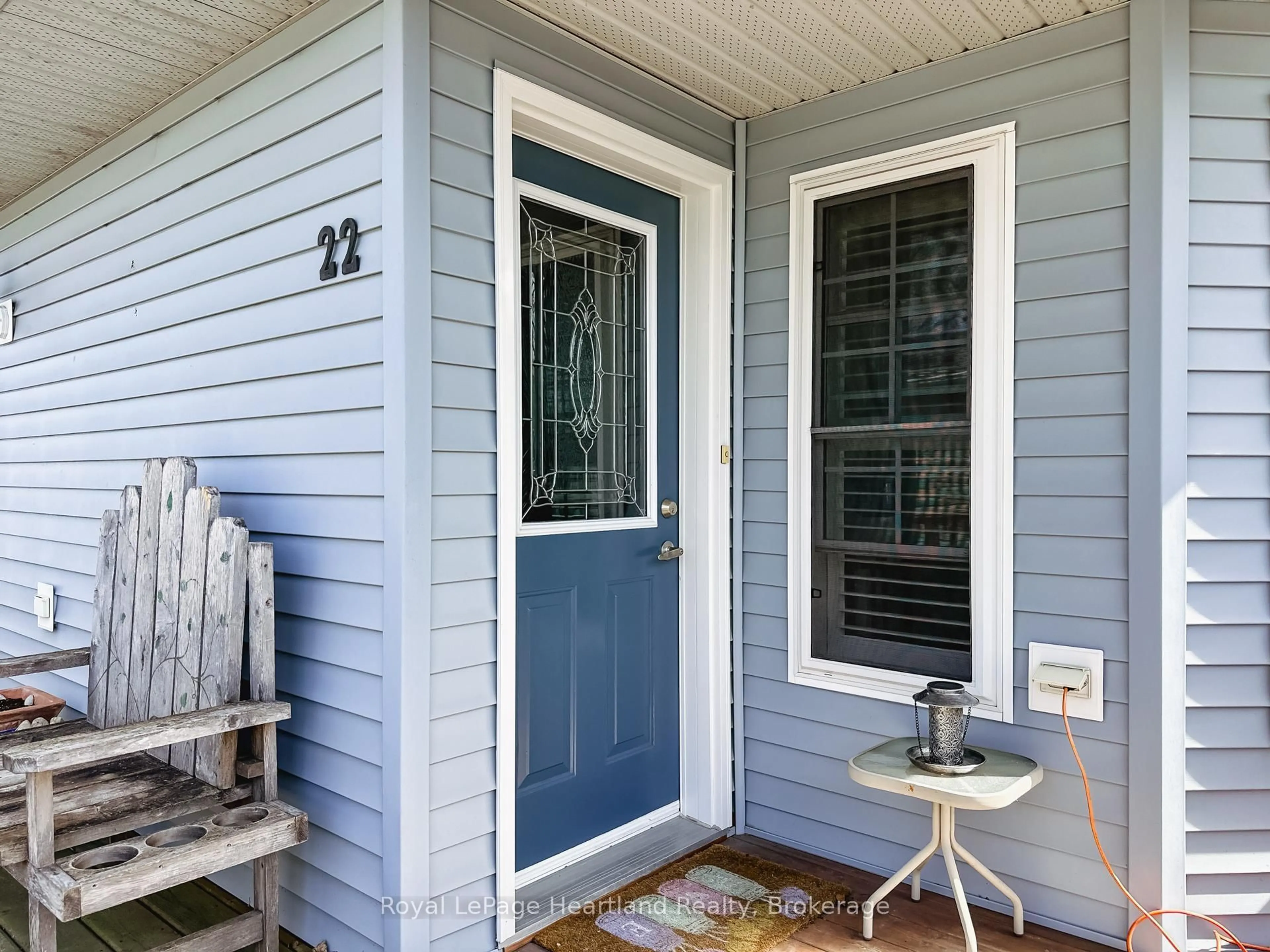 Home with vinyl exterior material, street for 22 ALGONQUIN Lane, Ashfield-Colborne-Wawanosh Ontario N7A 3Y3