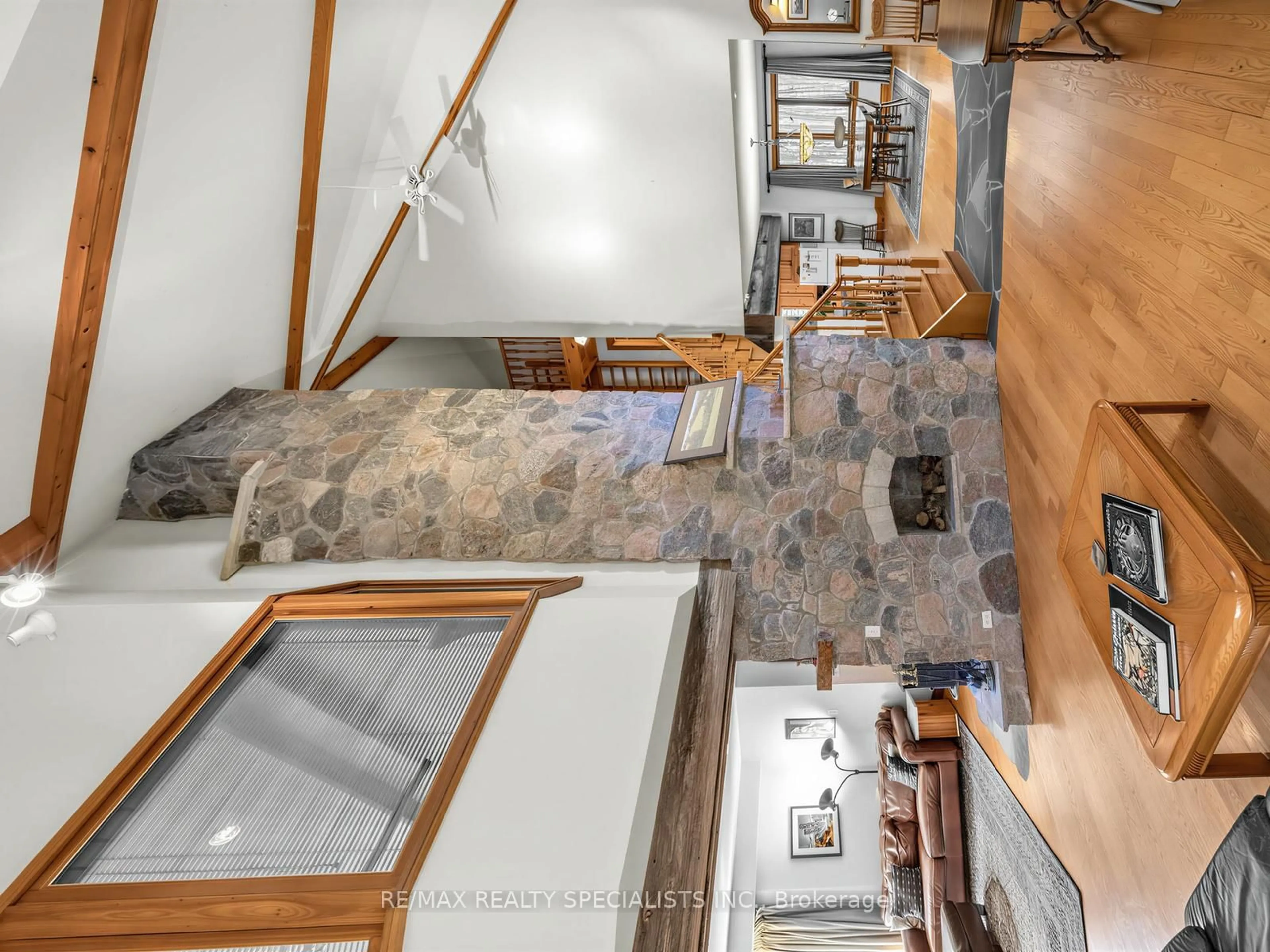 Open concept kitchen, unknown for 4911 Eighth Line, Erin Ontario N0B 1T0