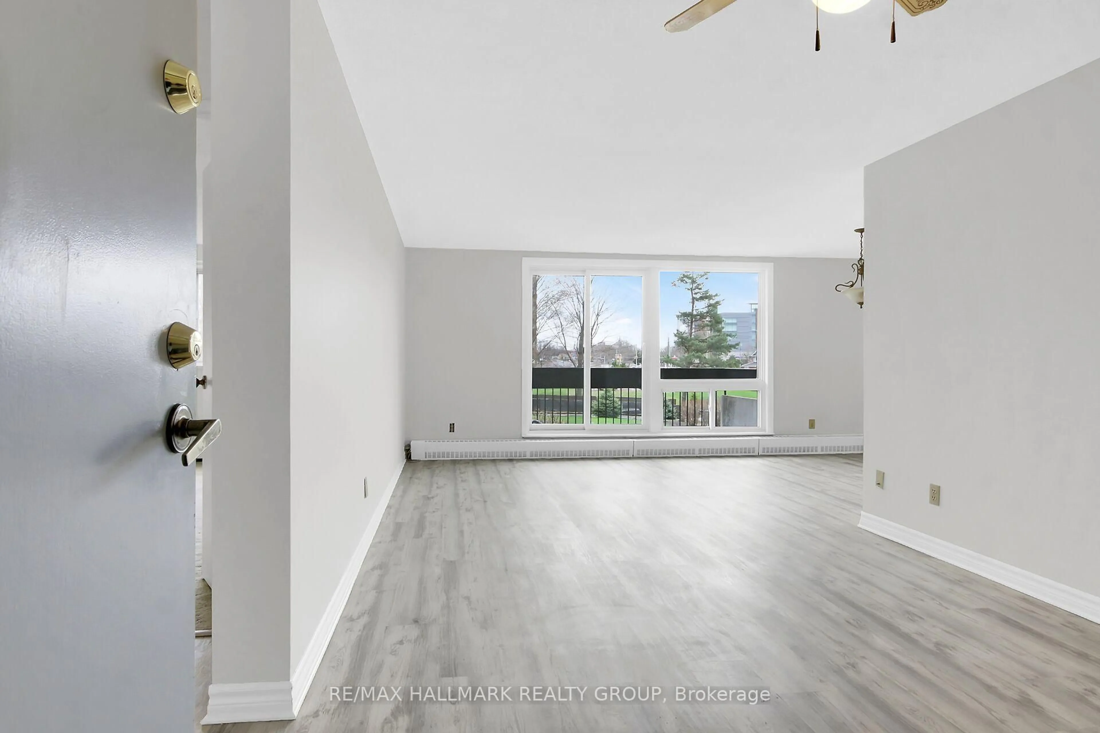 Unknown for 1505 Baseline Rd #203, Ottawa Ontario K2C 3L4