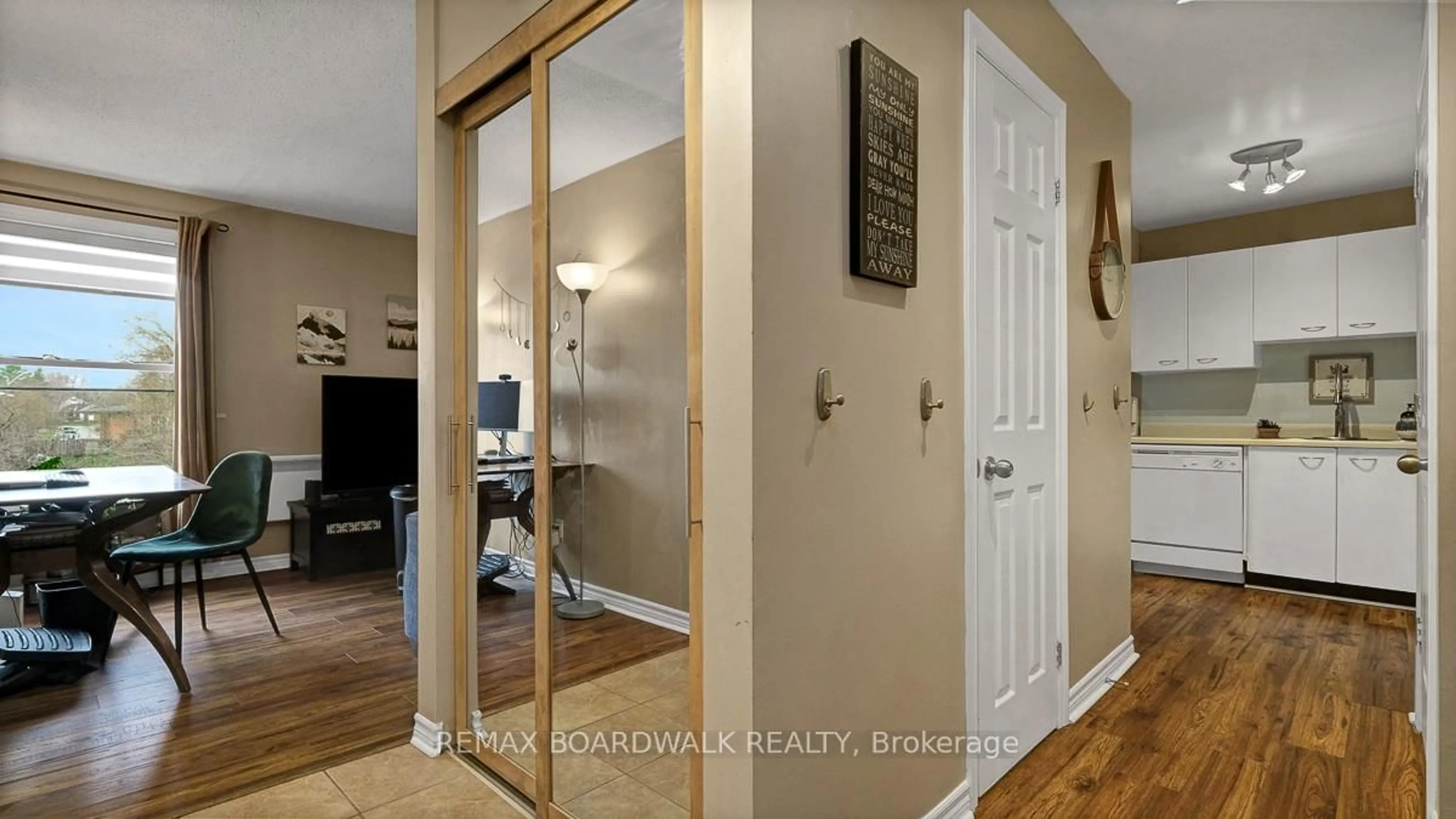 Indoor entryway for 24 Townline Rd #105, Carleton Place Ontario K7C 4B6