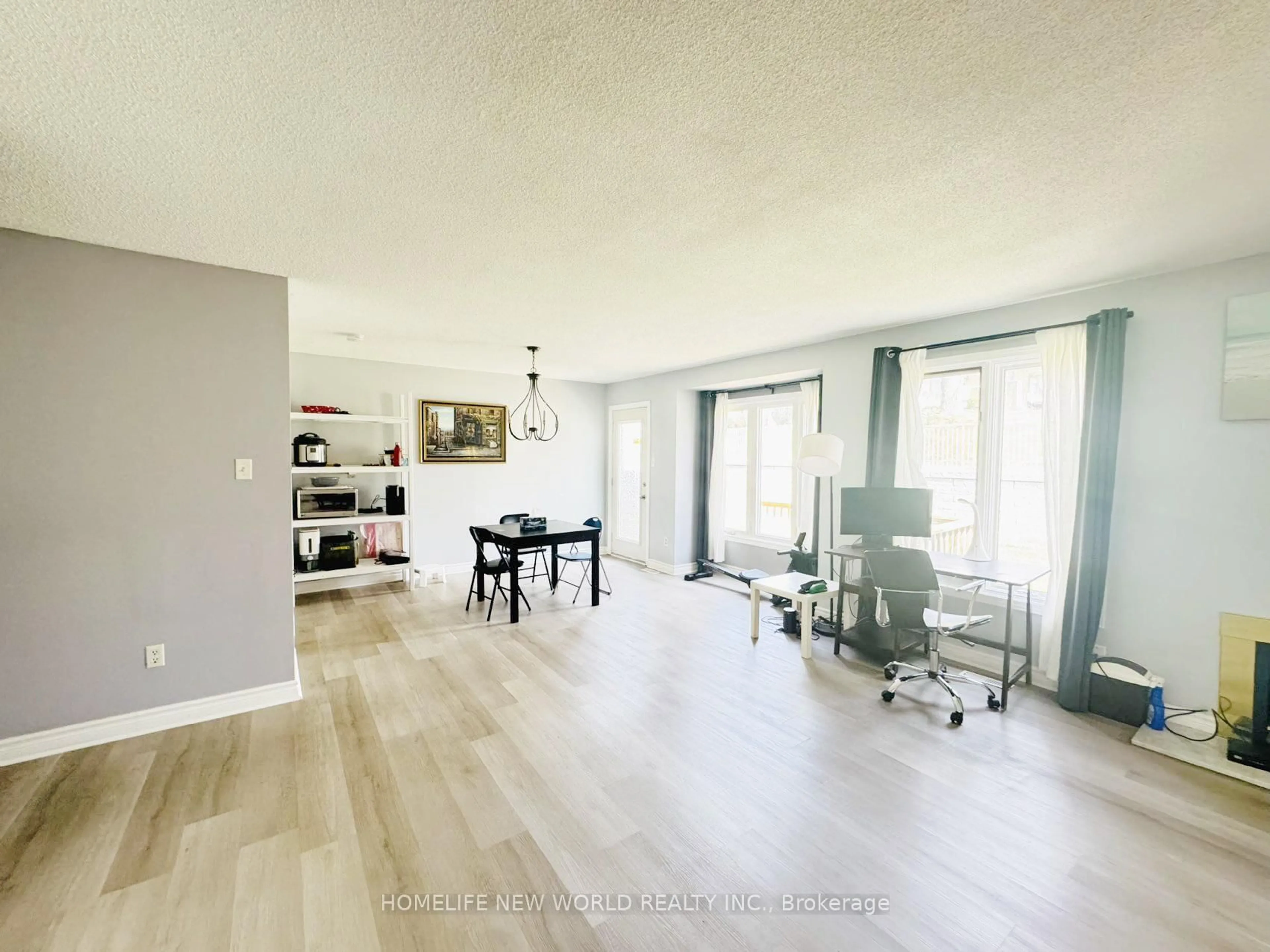 A pic of a room for 1500 Richmond St #79, London North Ontario N6G 4T8