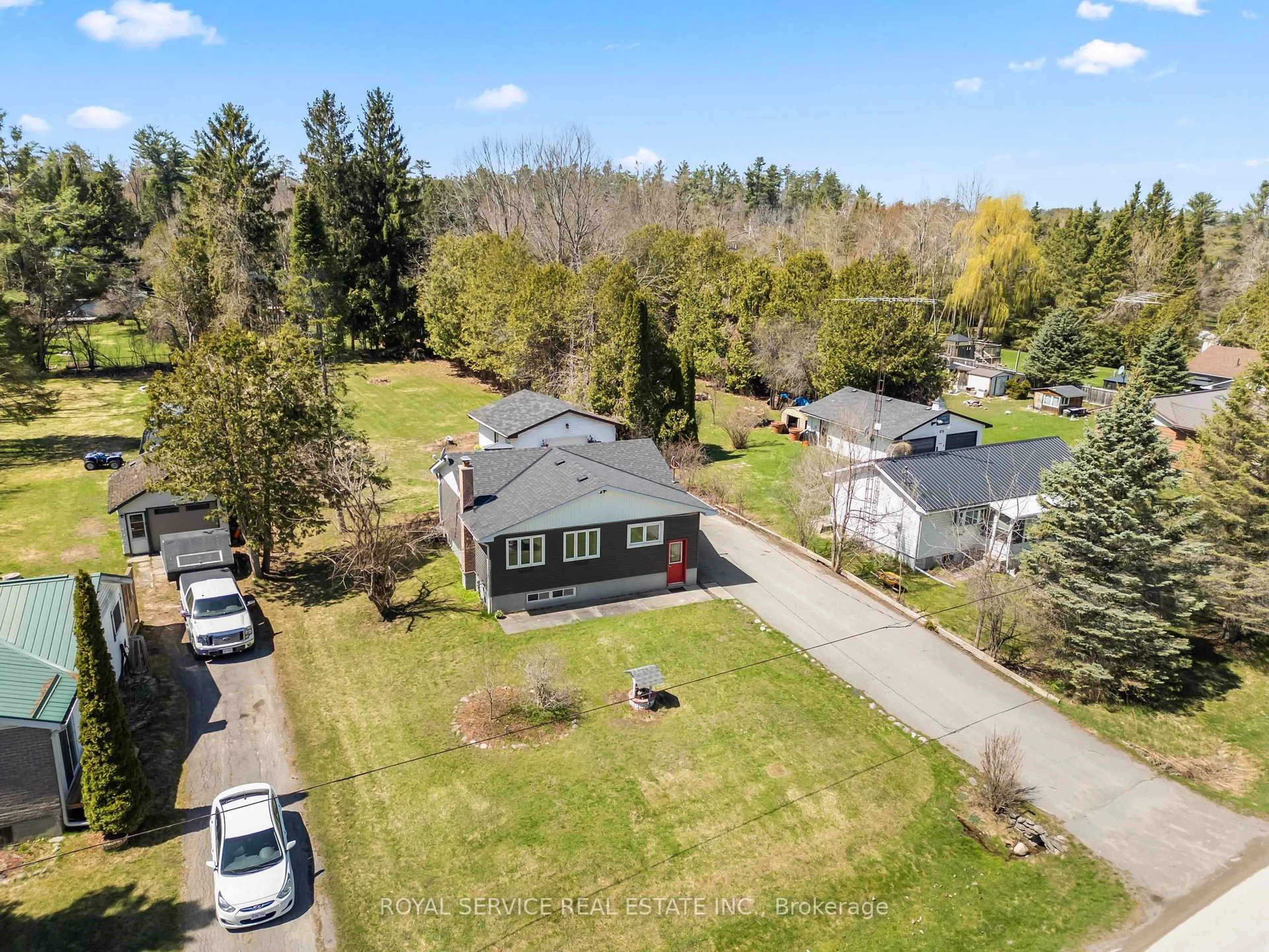 A pic from outside/outdoor area/front of a property/back of a property/a pic from drone, unknown for 71 Cowans Cres, Kawartha Lakes Ontario K0L 2W0