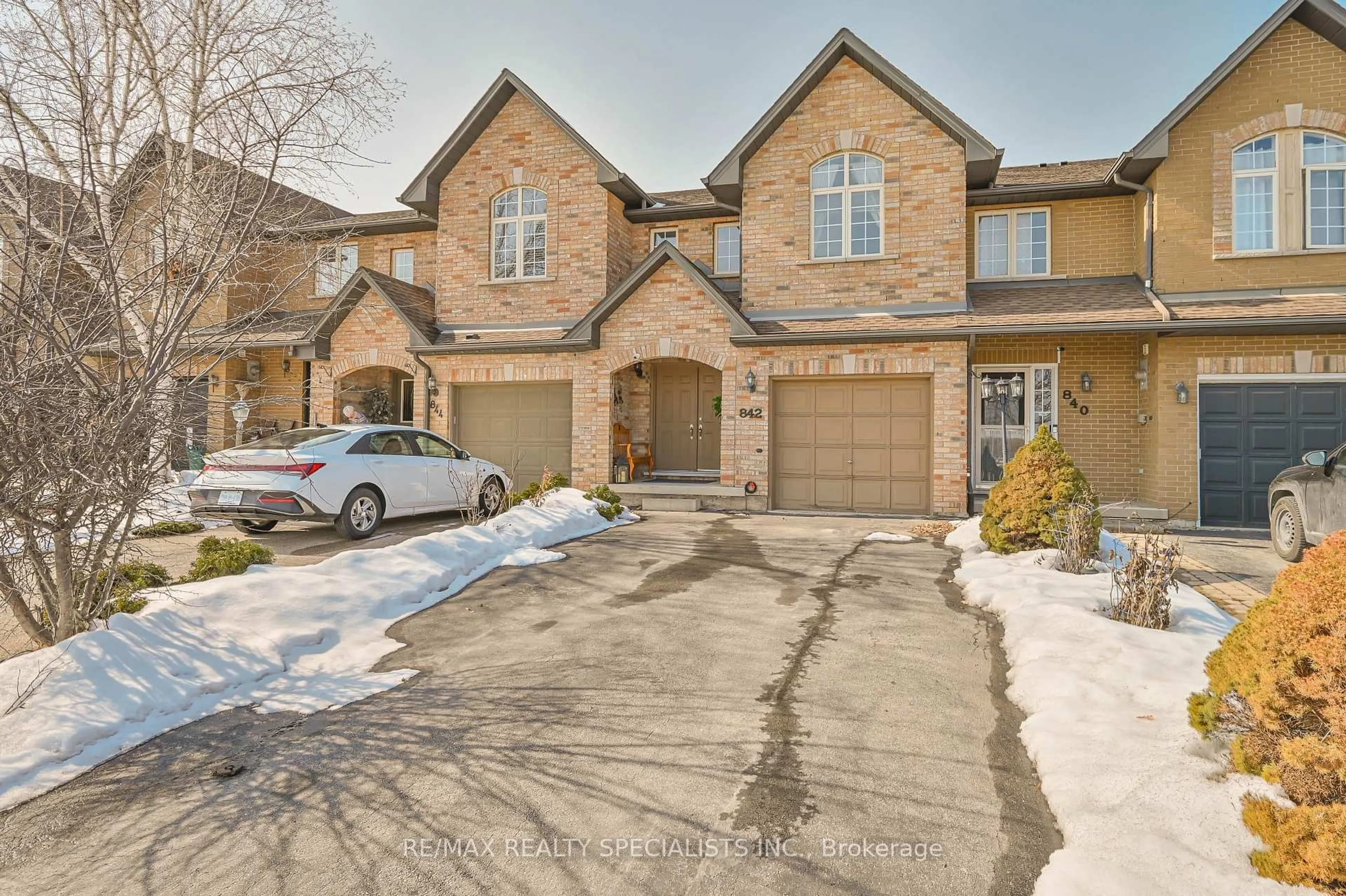 Unknown for 842 Upper Kenilworth Ave, Hamilton Ontario L8T 5A6