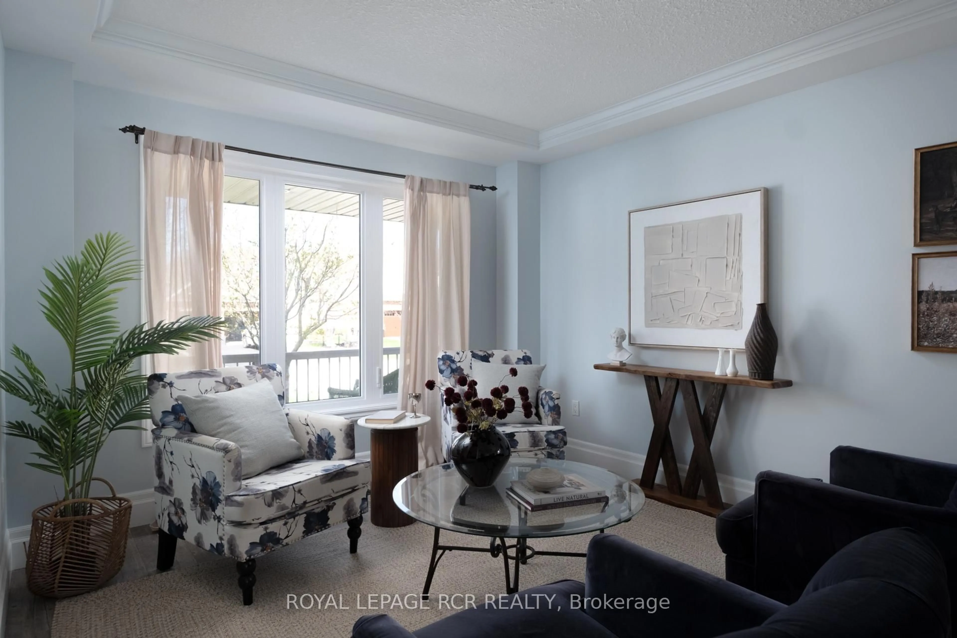 Living room with furniture, wood/laminate floor for 133 Gamble Lane, Guelph/Eramosa Ontario N0B 2K0