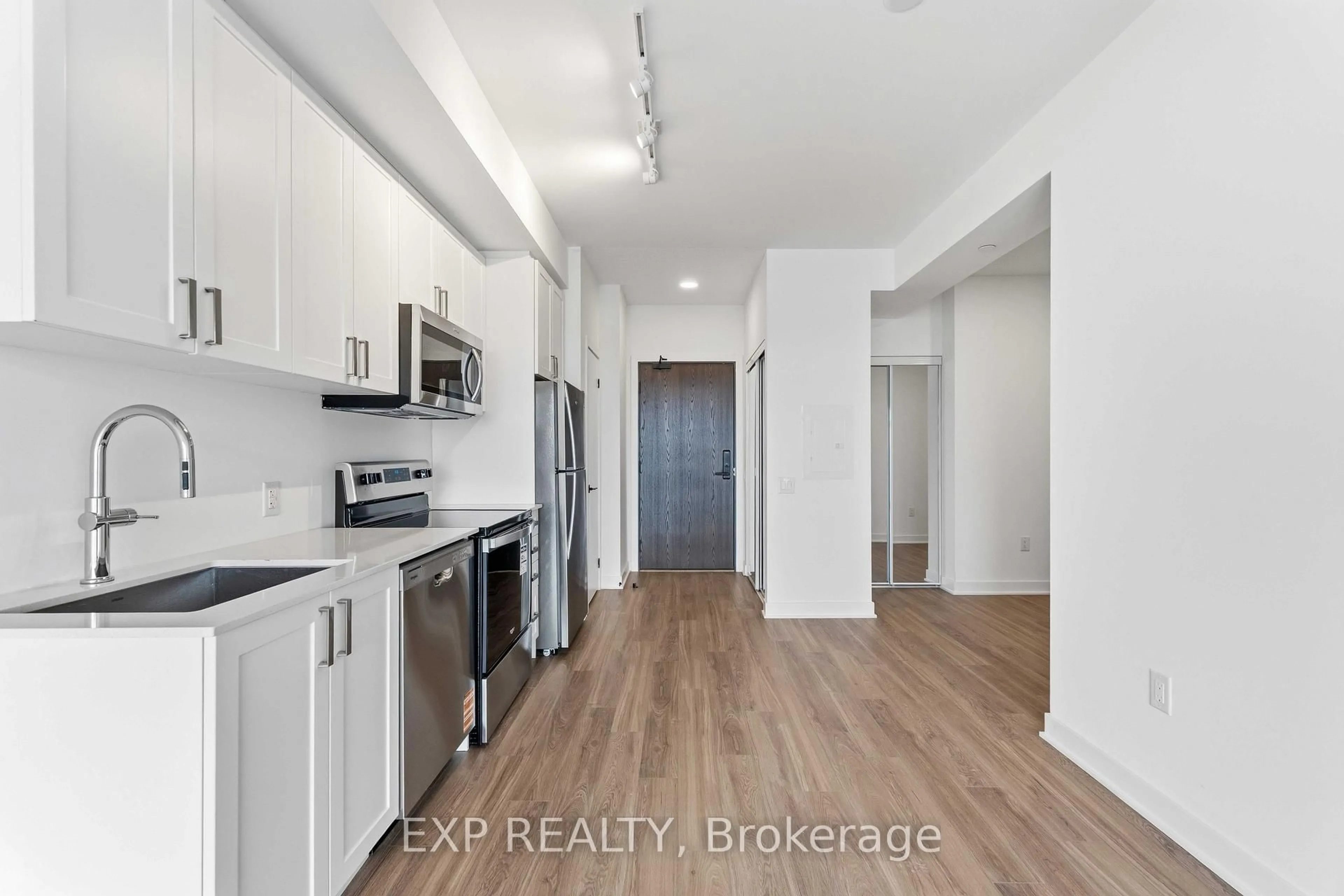 Unknown for 2782 Barton St #1402, Hamilton Ontario L8E 2J8