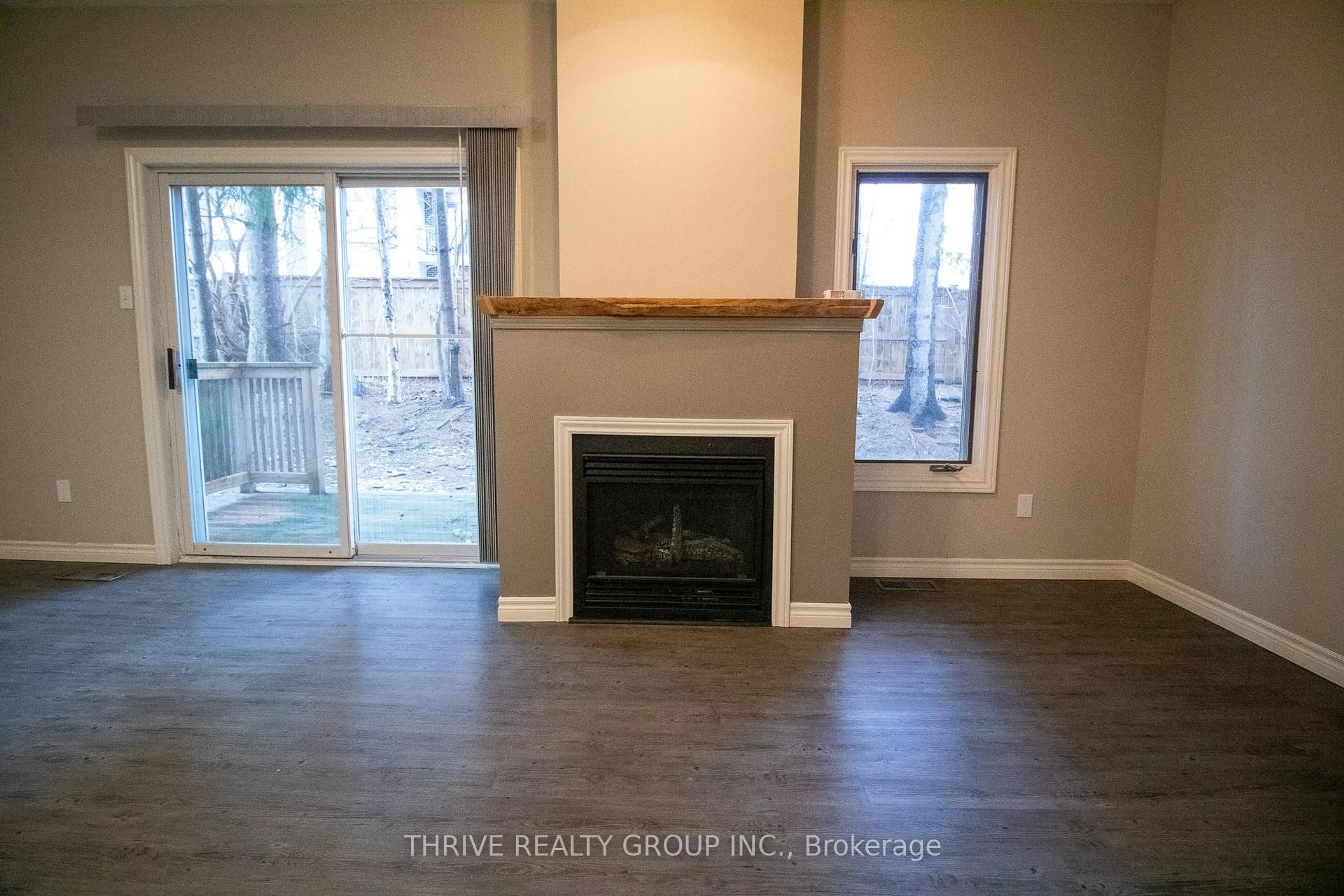 A pic of a room for 9 AILSA Pl #86, London South Ontario N5Z 4Z6