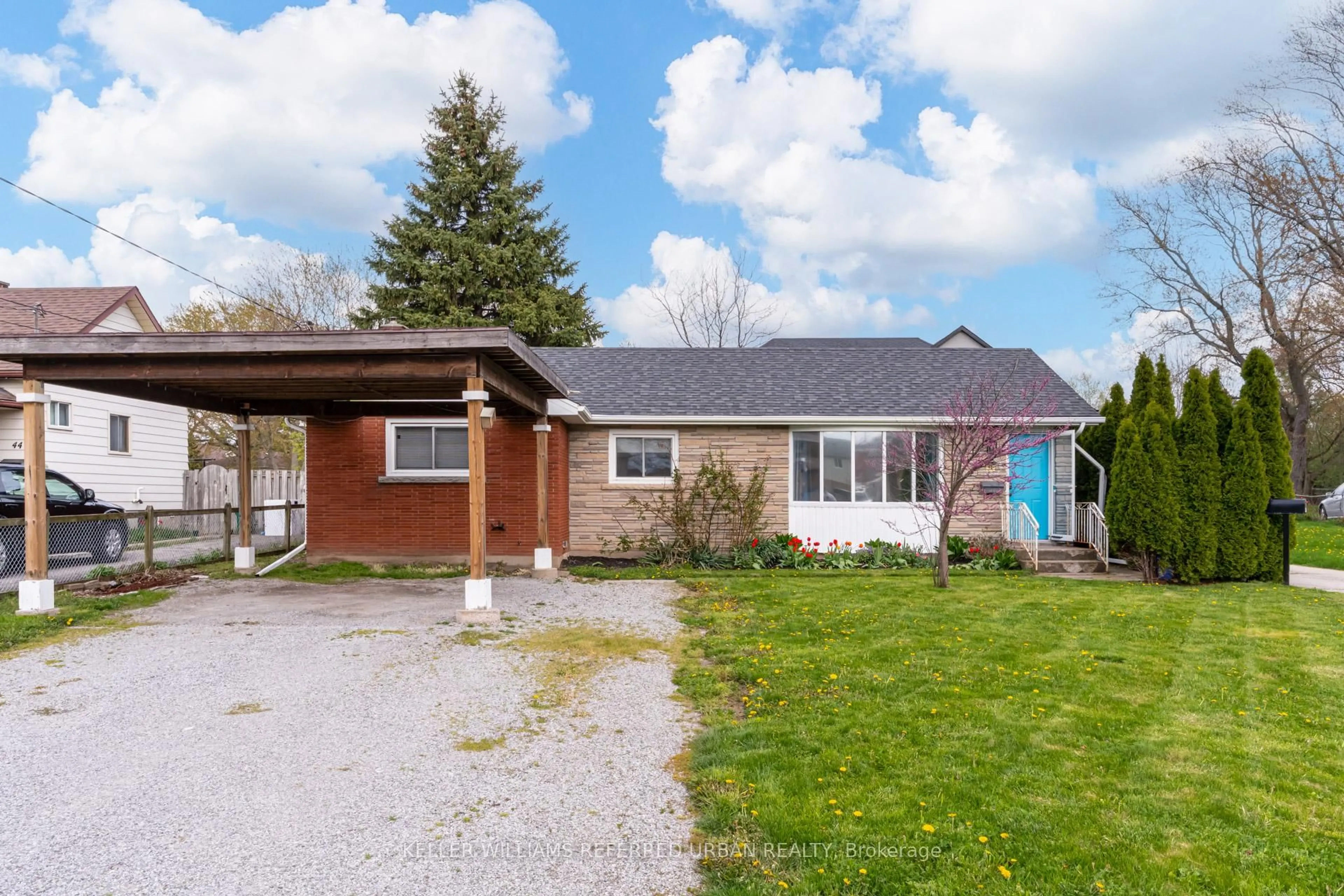 Unknown for 42 Louth St, St. Catharines Ontario L2S 2T4