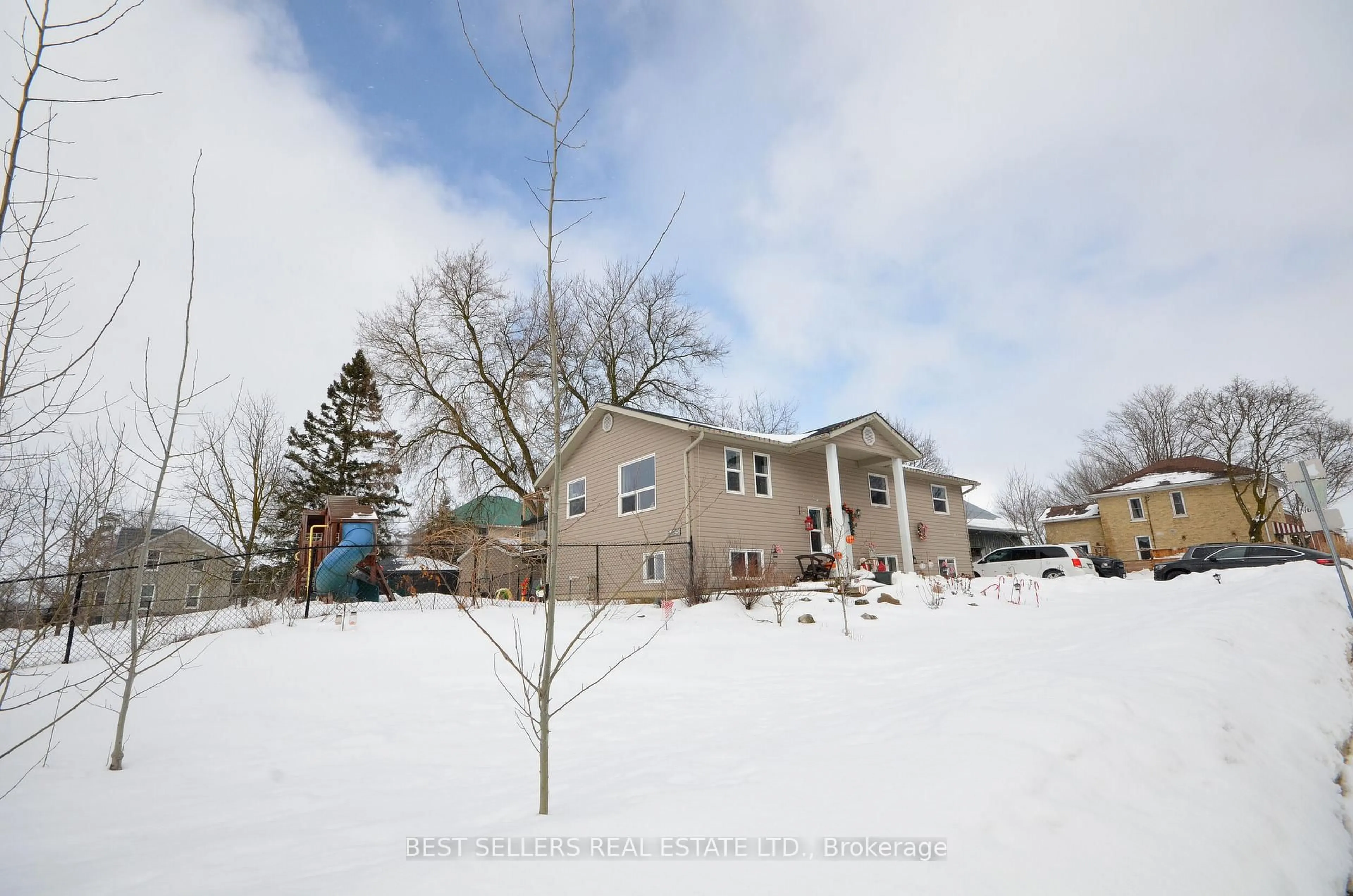A pic from outside/outdoor area/front of a property/back of a property/a pic from drone, street for 160 Elora St, Mapleton Ontario N0G 2K0