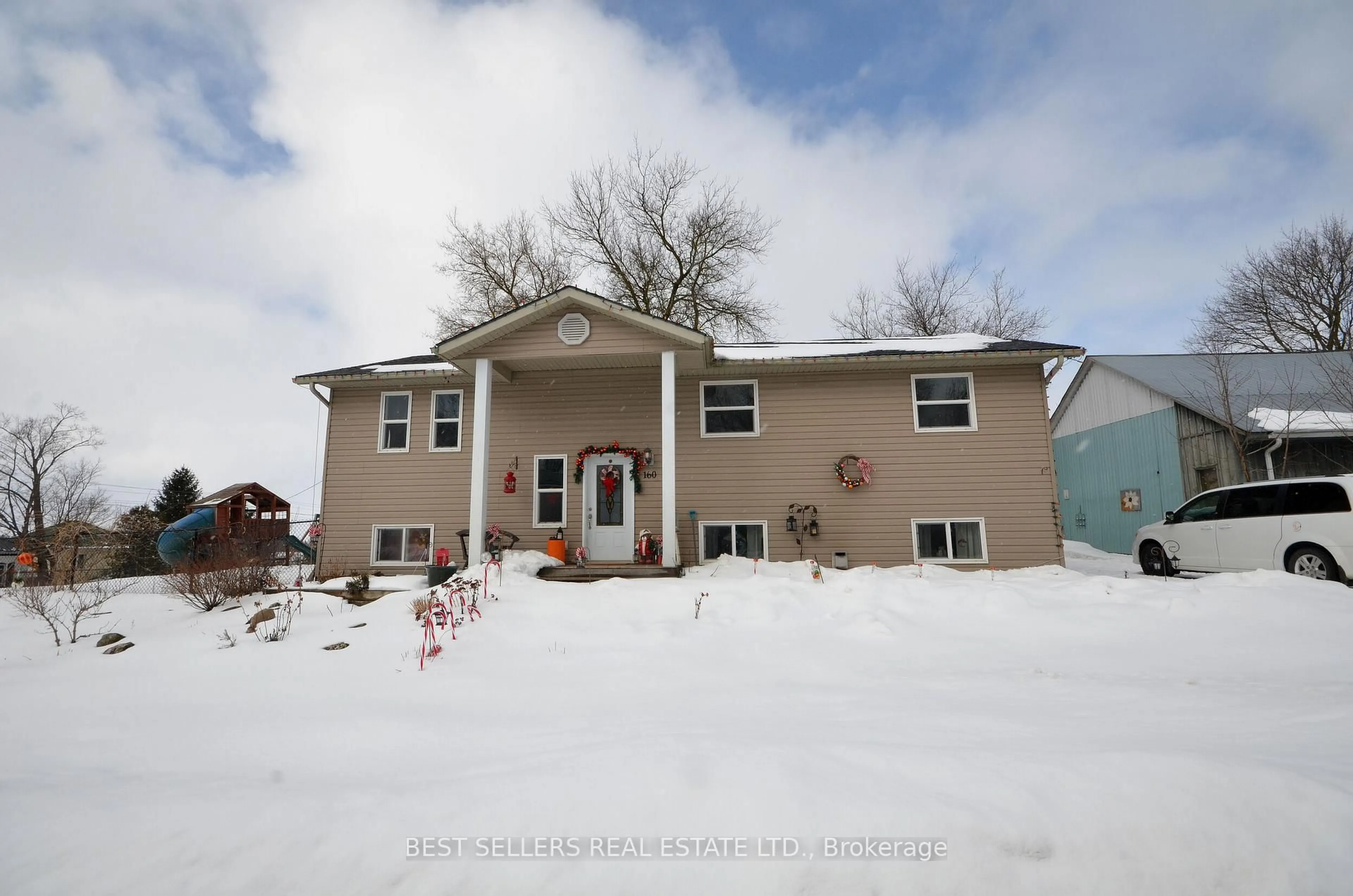 Home with vinyl exterior material, street for 160 Elora St, Mapleton Ontario N0G 2K0