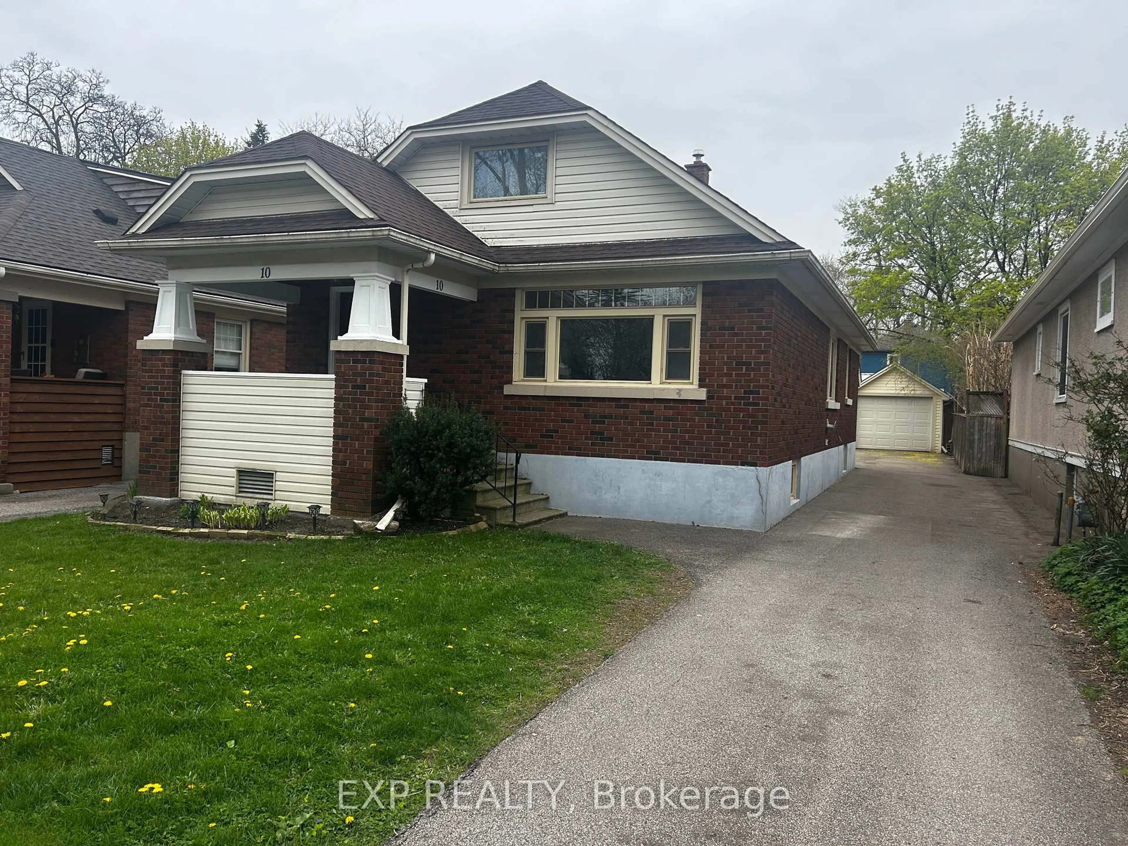 Home with brick exterior material, street for 10 Junkin St, St. Catharines Ontario L2R 1N3