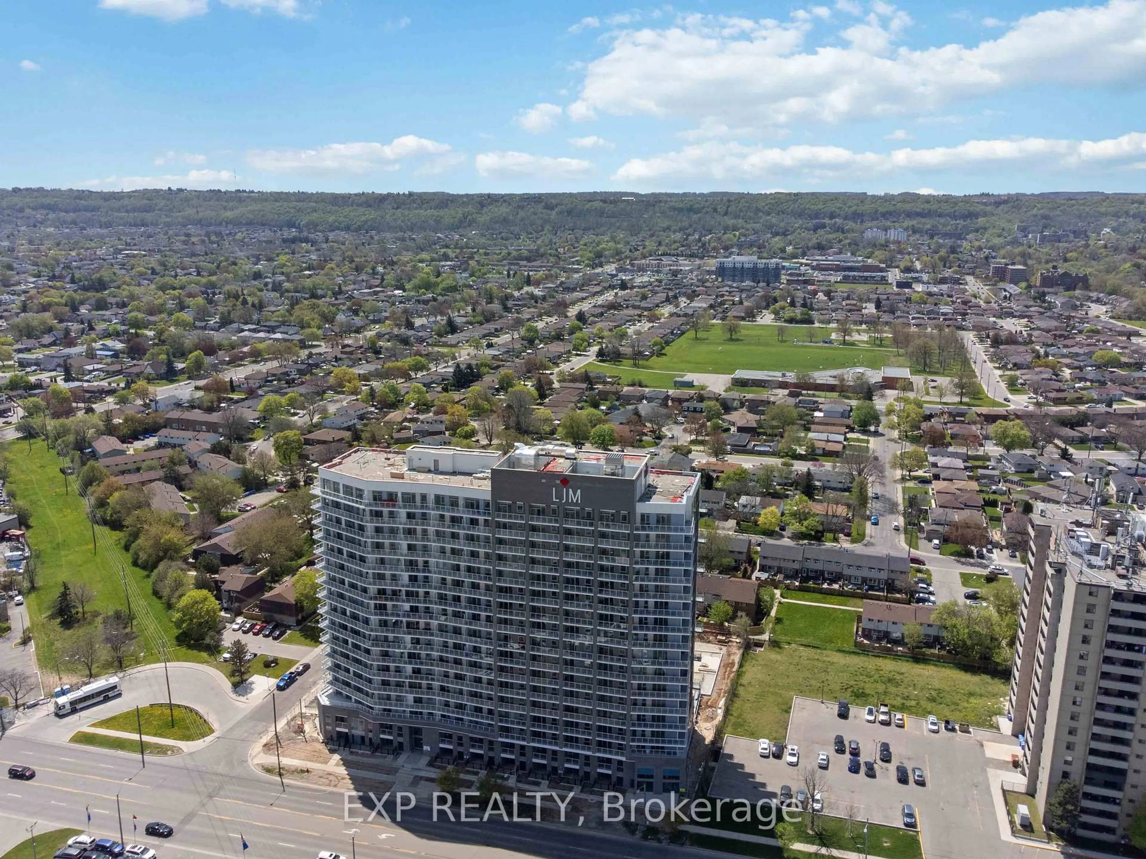 A pic from outside/outdoor area/front of a property/back of a property/a pic from drone, city buildings view from balcony for 2782 Barton St #1017, Hamilton Ontario L8E 2J8