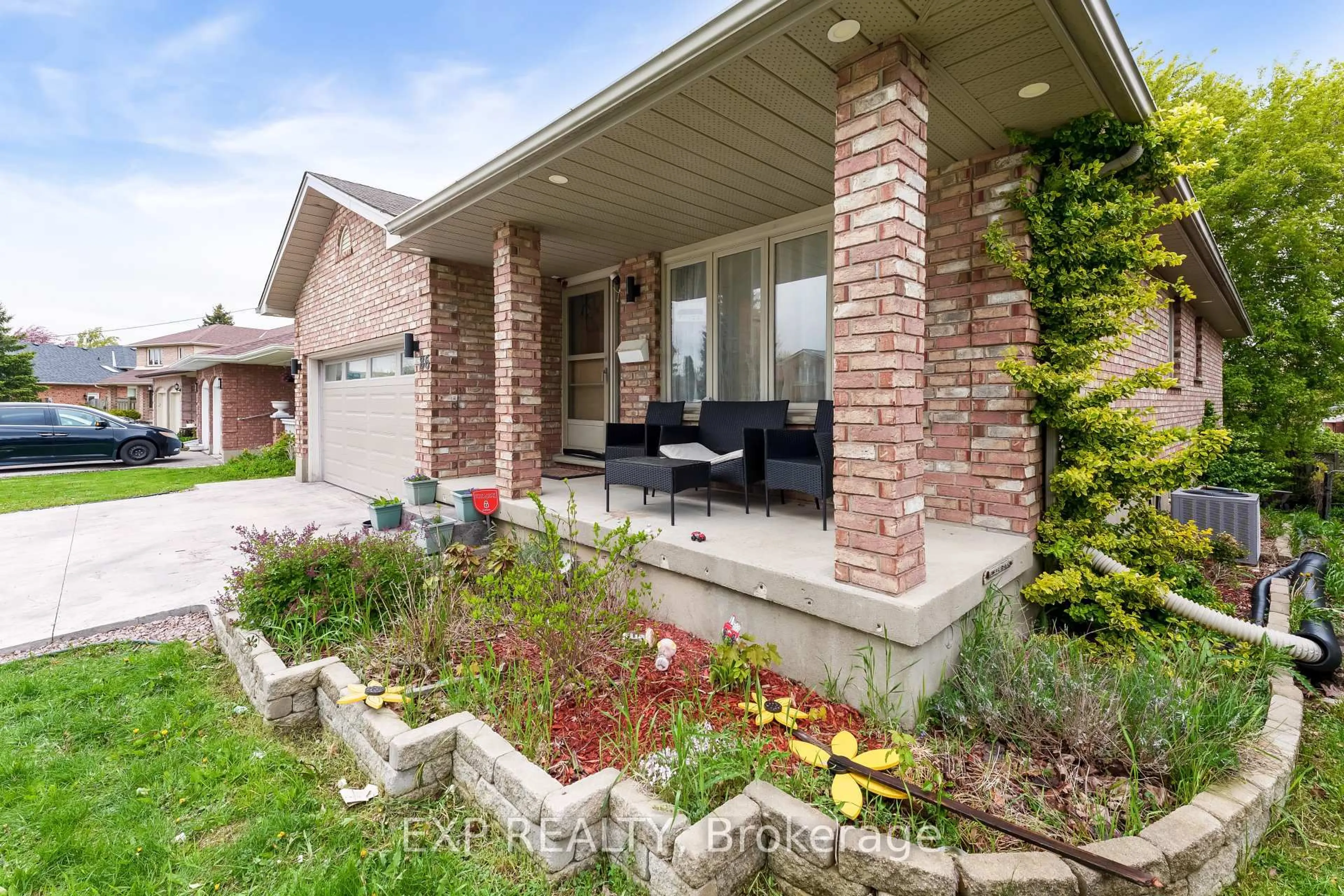 Home with brick exterior material, street for 86 Kristina Cres, London South Ontario N6E 3V4