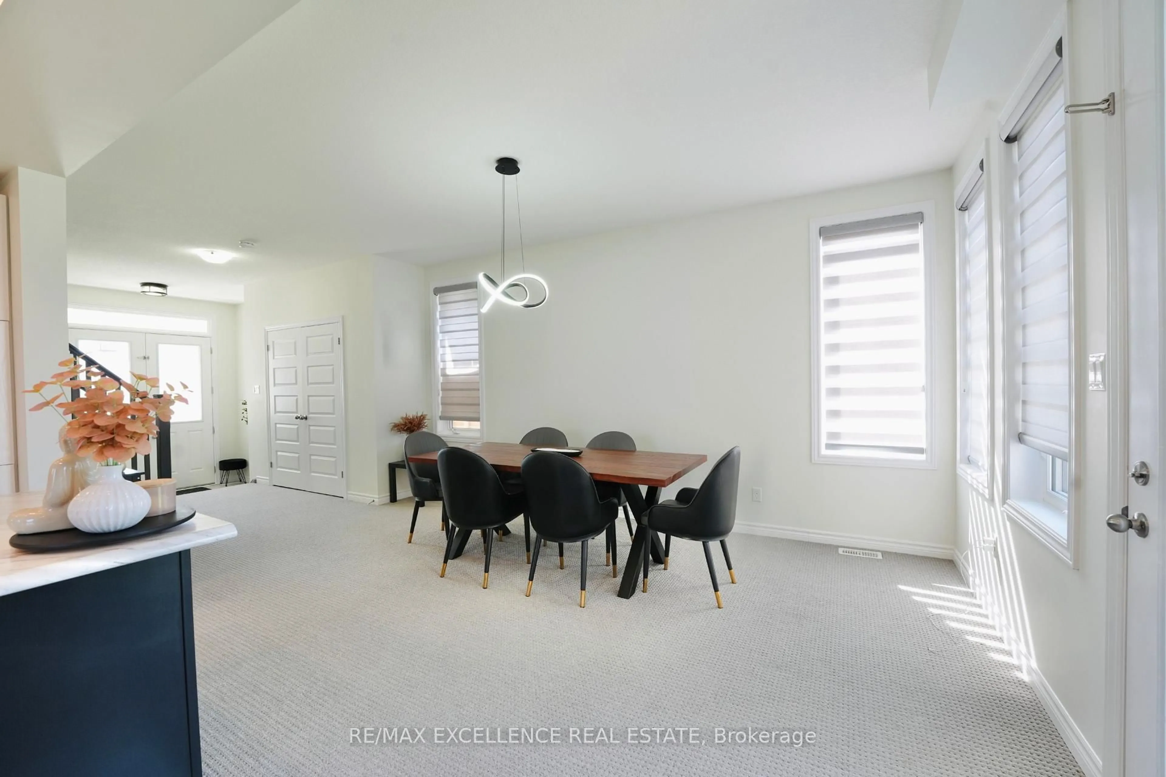 Dining room, unknown for 1689 AUKETT DRIVE, London North Ontario N5X 0N2