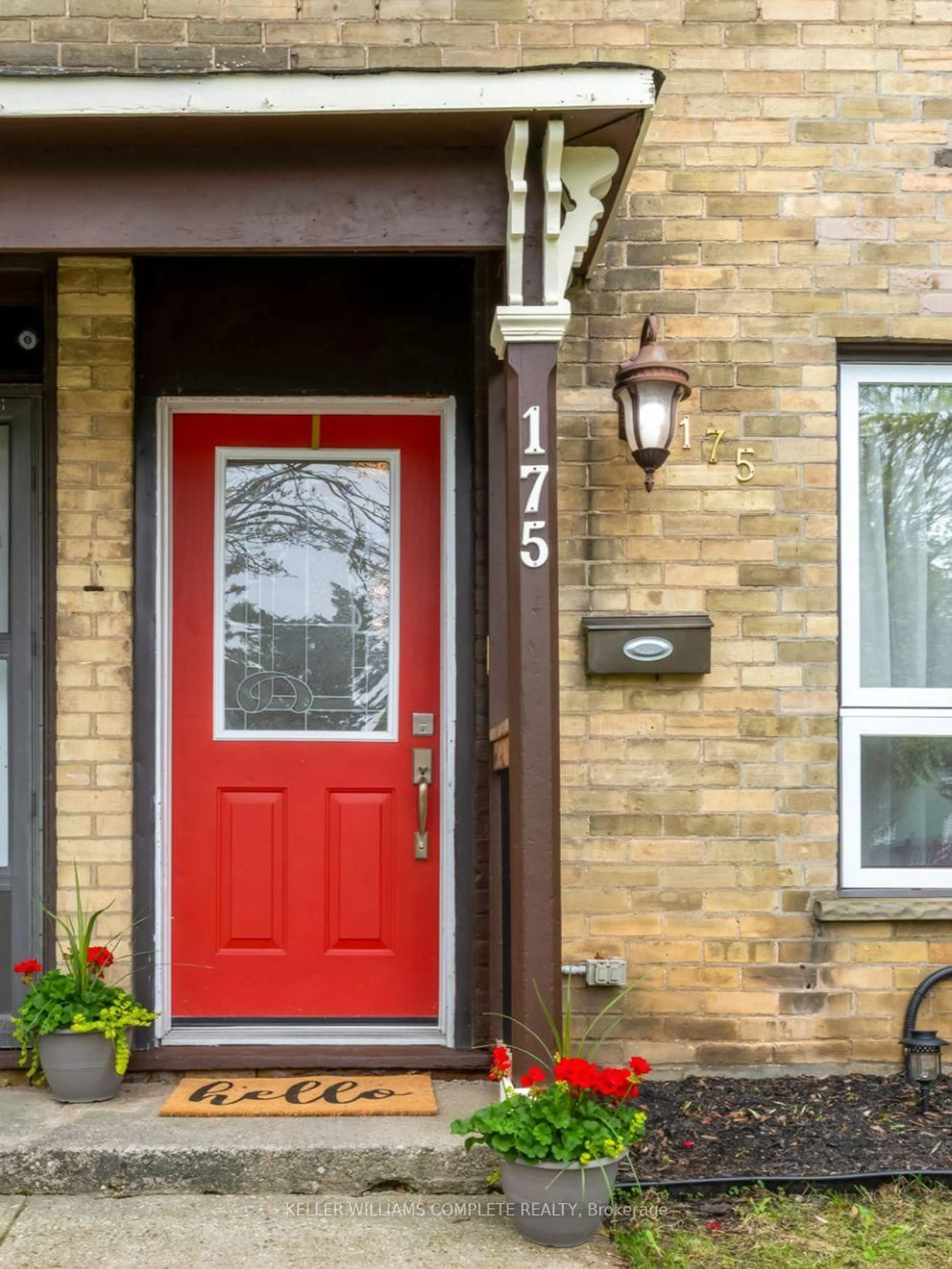 Home with brick exterior material, street for 175 Wellington St, Brantford Ontario N3S 3Z1