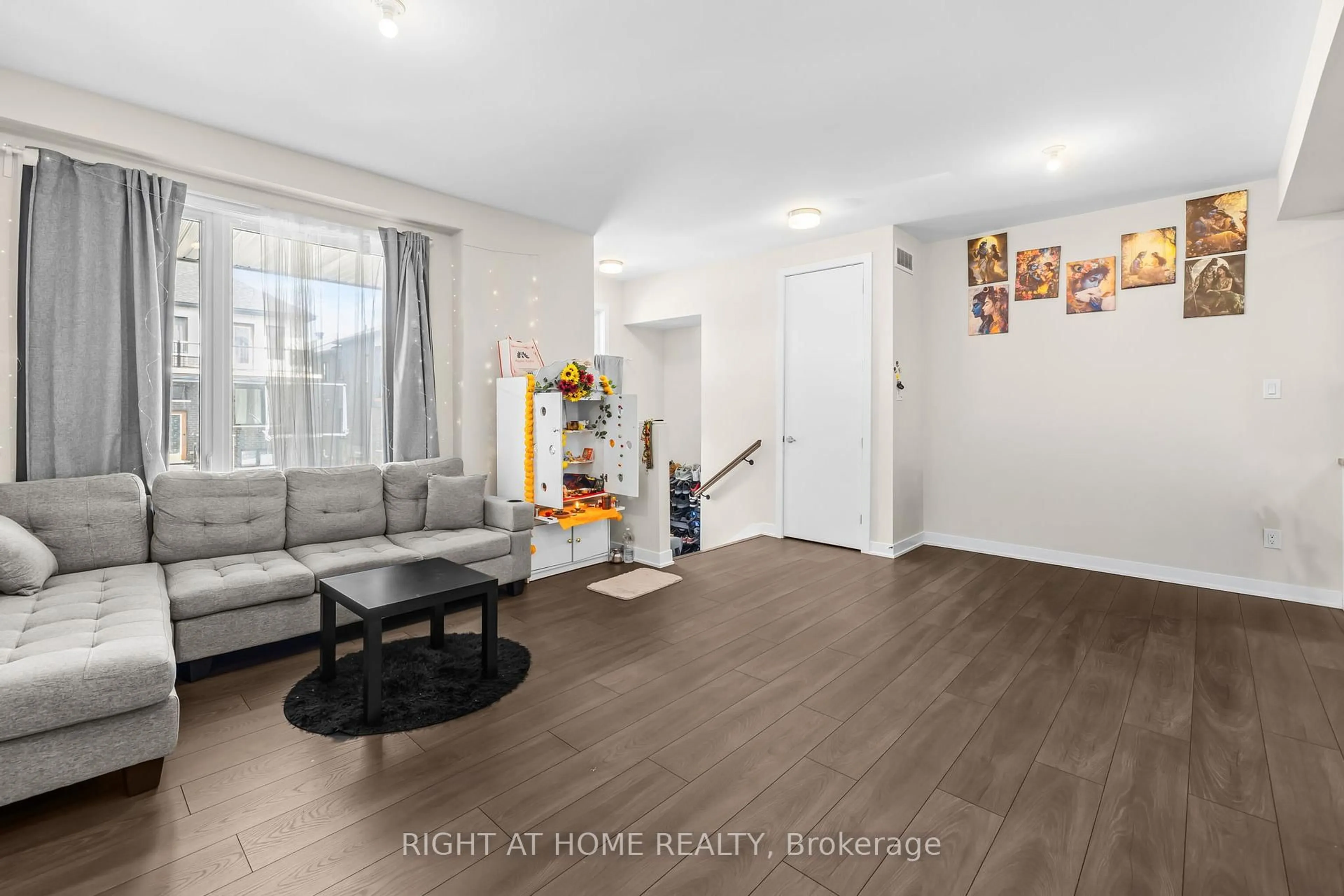 Living room with furniture, unknown for 209 Speckled Alder Row, Ottawa Ontario K2J 7G8