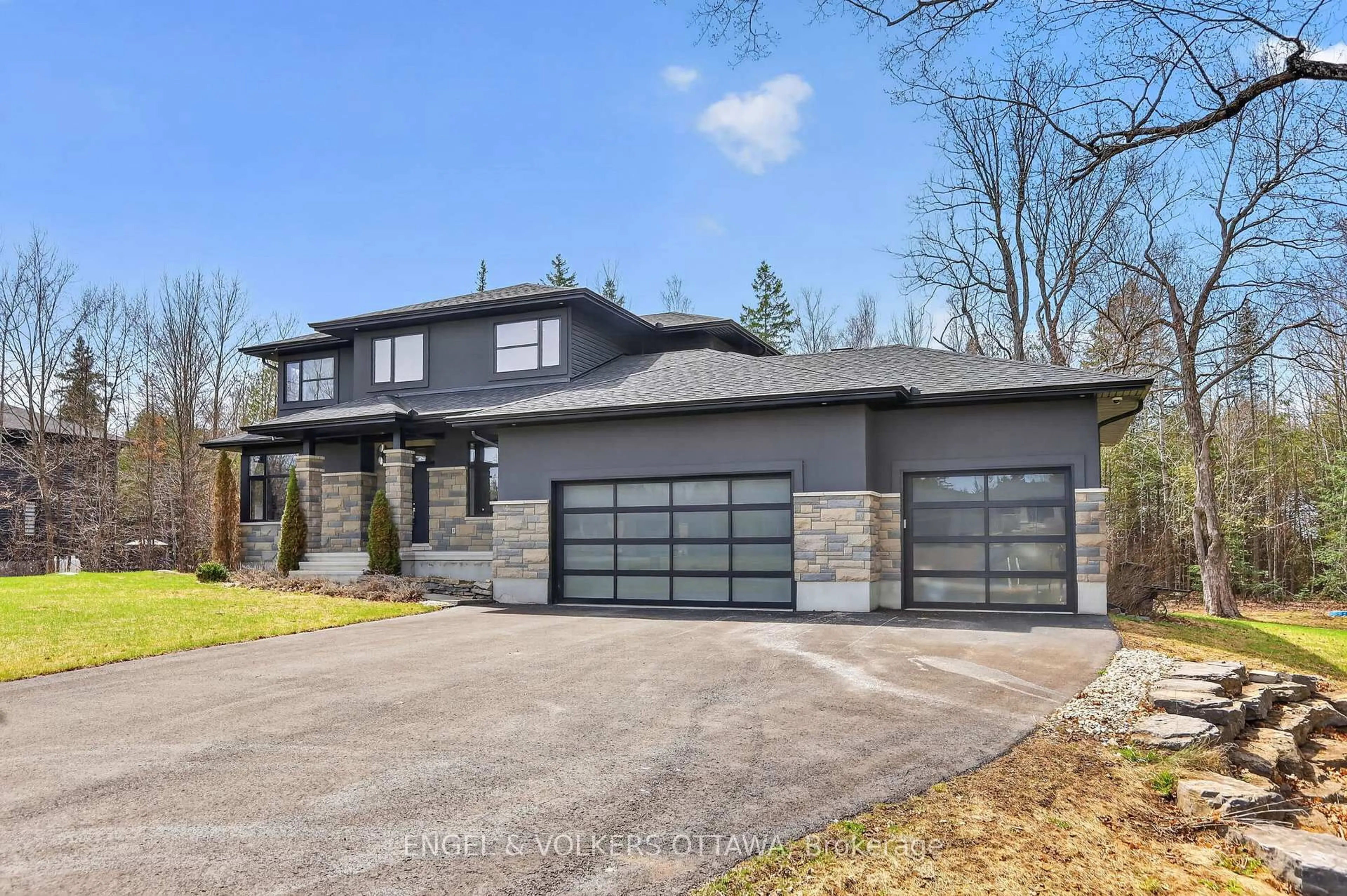 Home with brick exterior material, street for 234 Ridgemont Dr, Ashton Ontario K0A 1B0