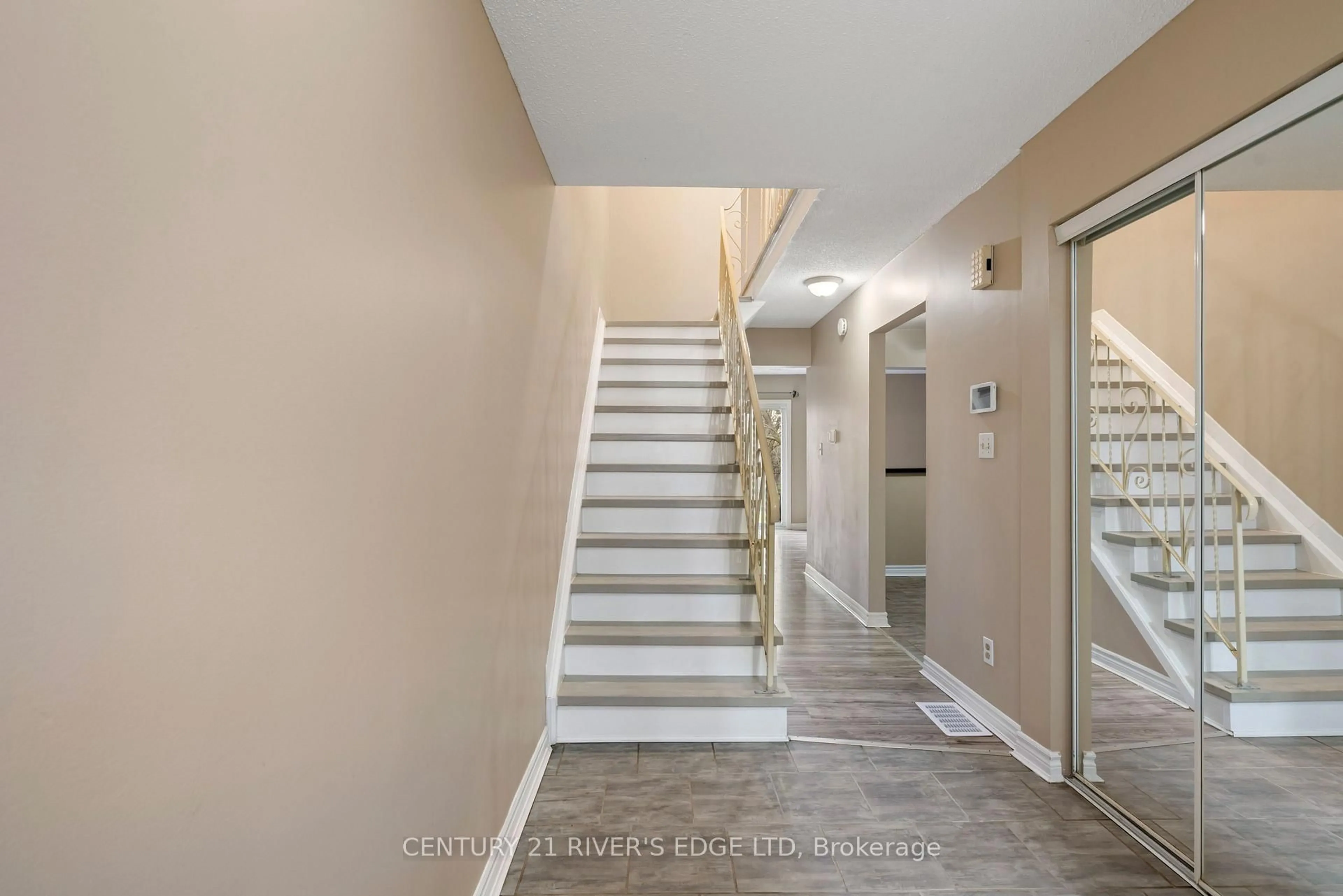 Unknown for 283 Melanie Ave, Kingston Ontario K7M 8C1