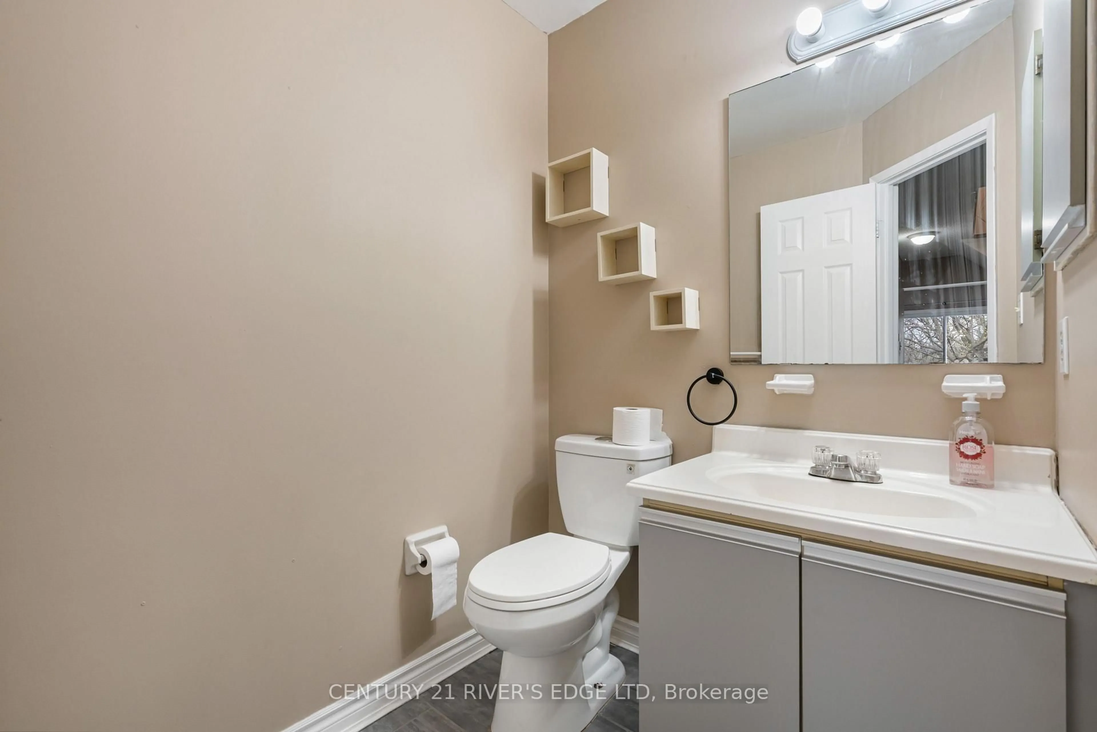 Standard bathroom, unknown for 283 Melanie Ave, Kingston Ontario K7M 8C1