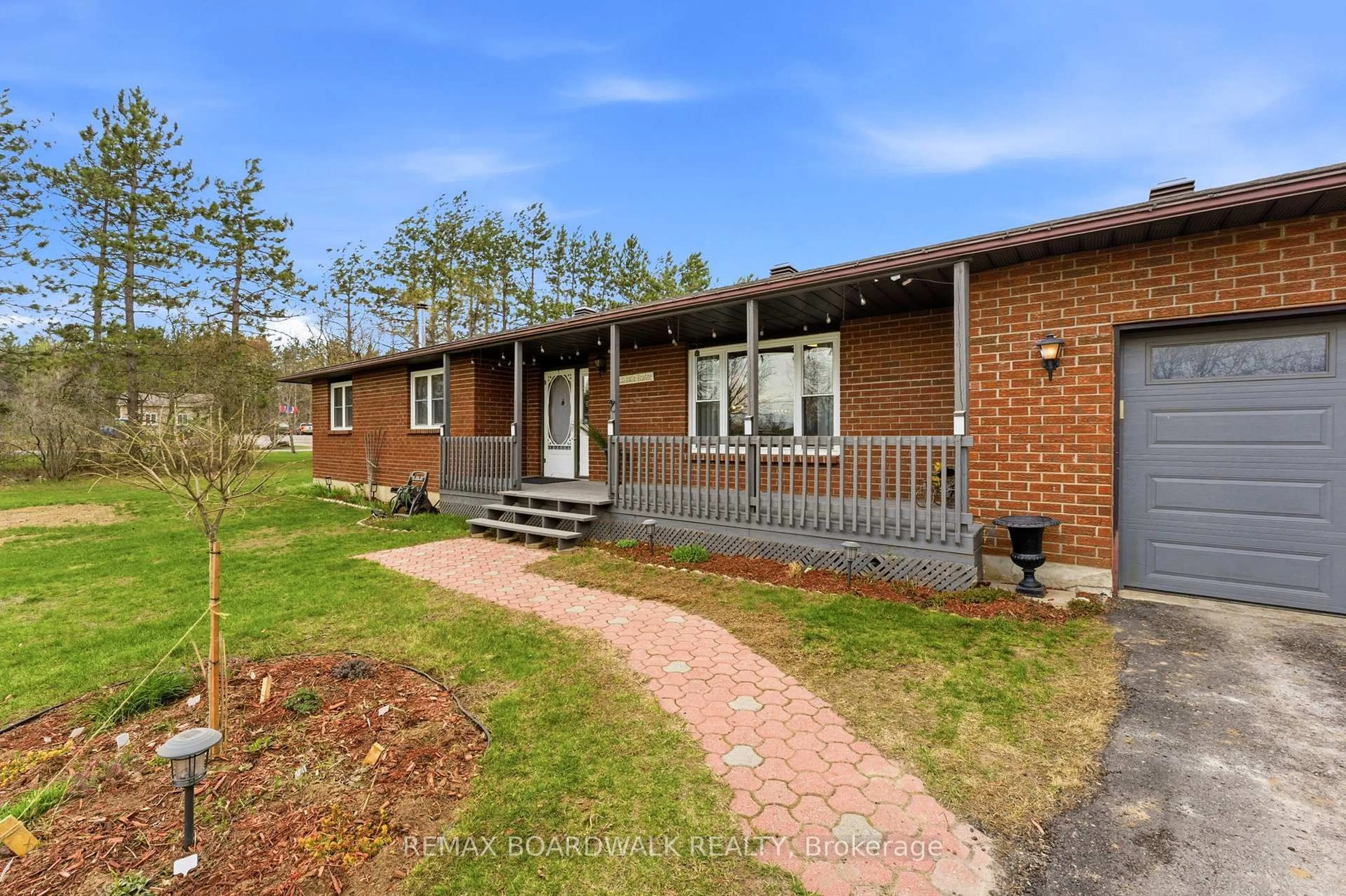 Home with brick exterior material, street for 1671 O'Neill Rd, North Grenville Ontario K0G 1S0