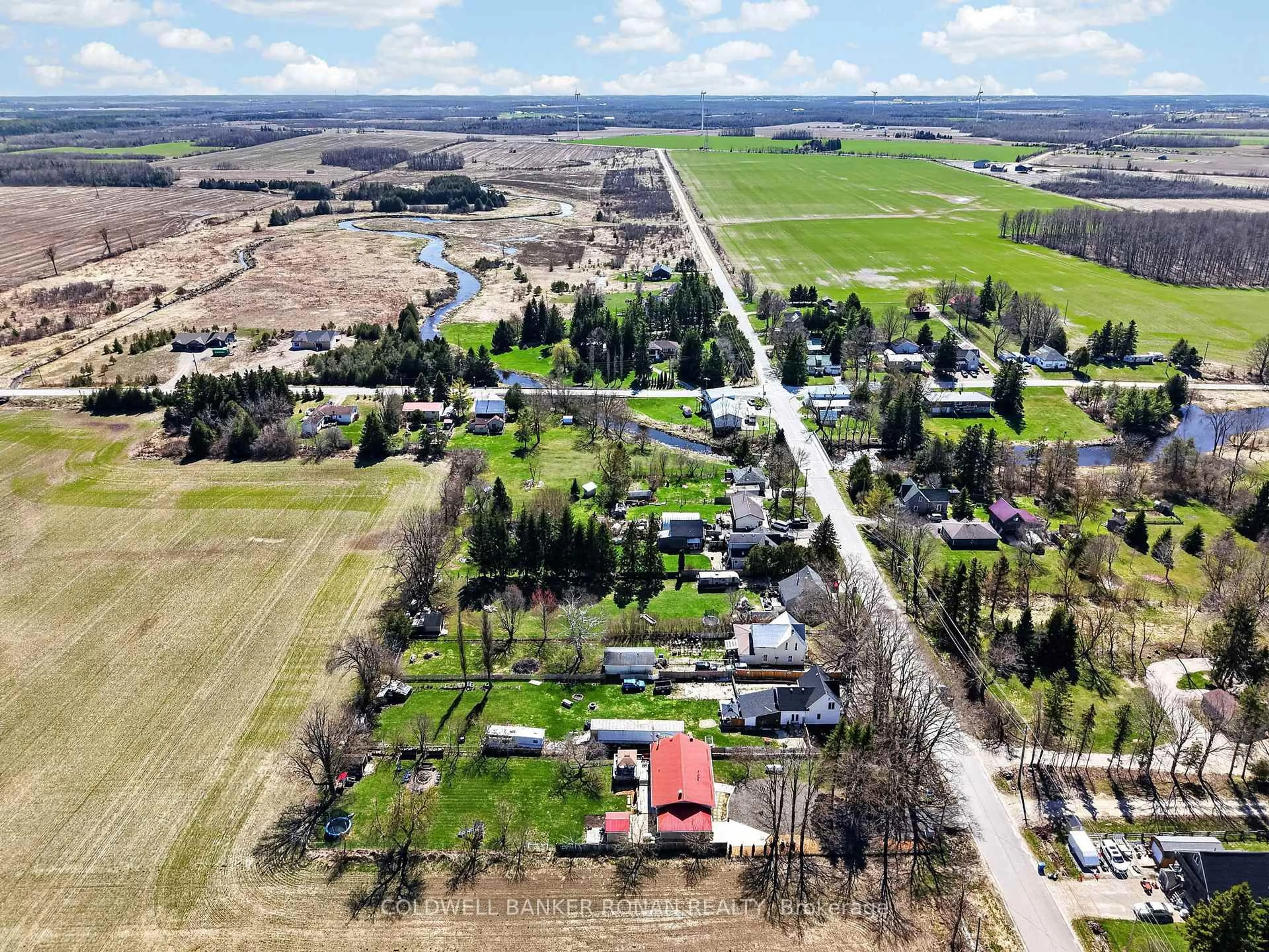 A pic from outside/outdoor area/front of a property/back of a property/a pic from drone, street for 681170 260 Sdrd, Melancthon Ontario L9V 2M8