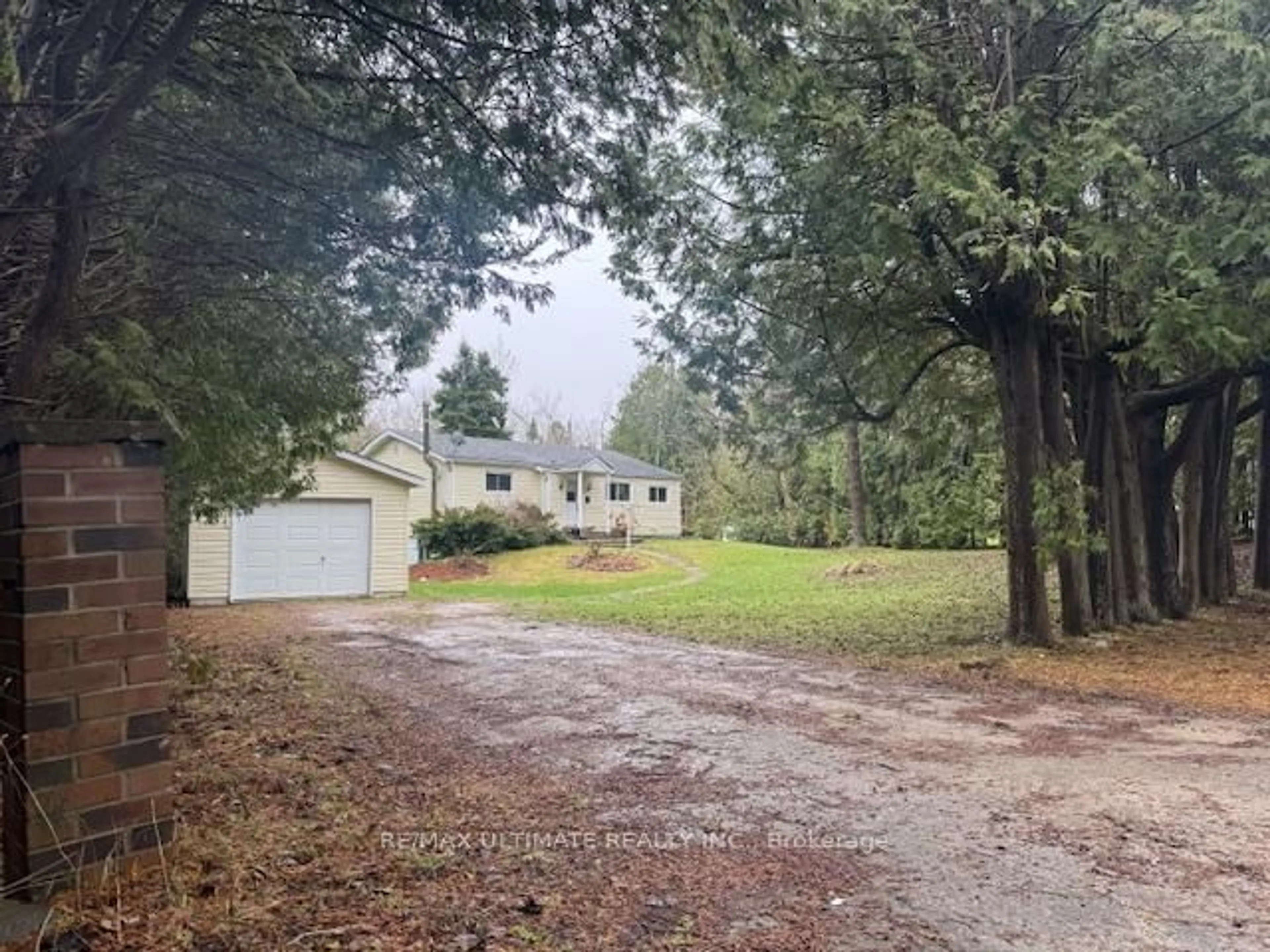 A pic from outside/outdoor area/front of a property/back of a property/a pic from drone, unknown for 86 Rolling Banks Rd #10A, Alnwick/Haldimand Ontario K0K 2X0