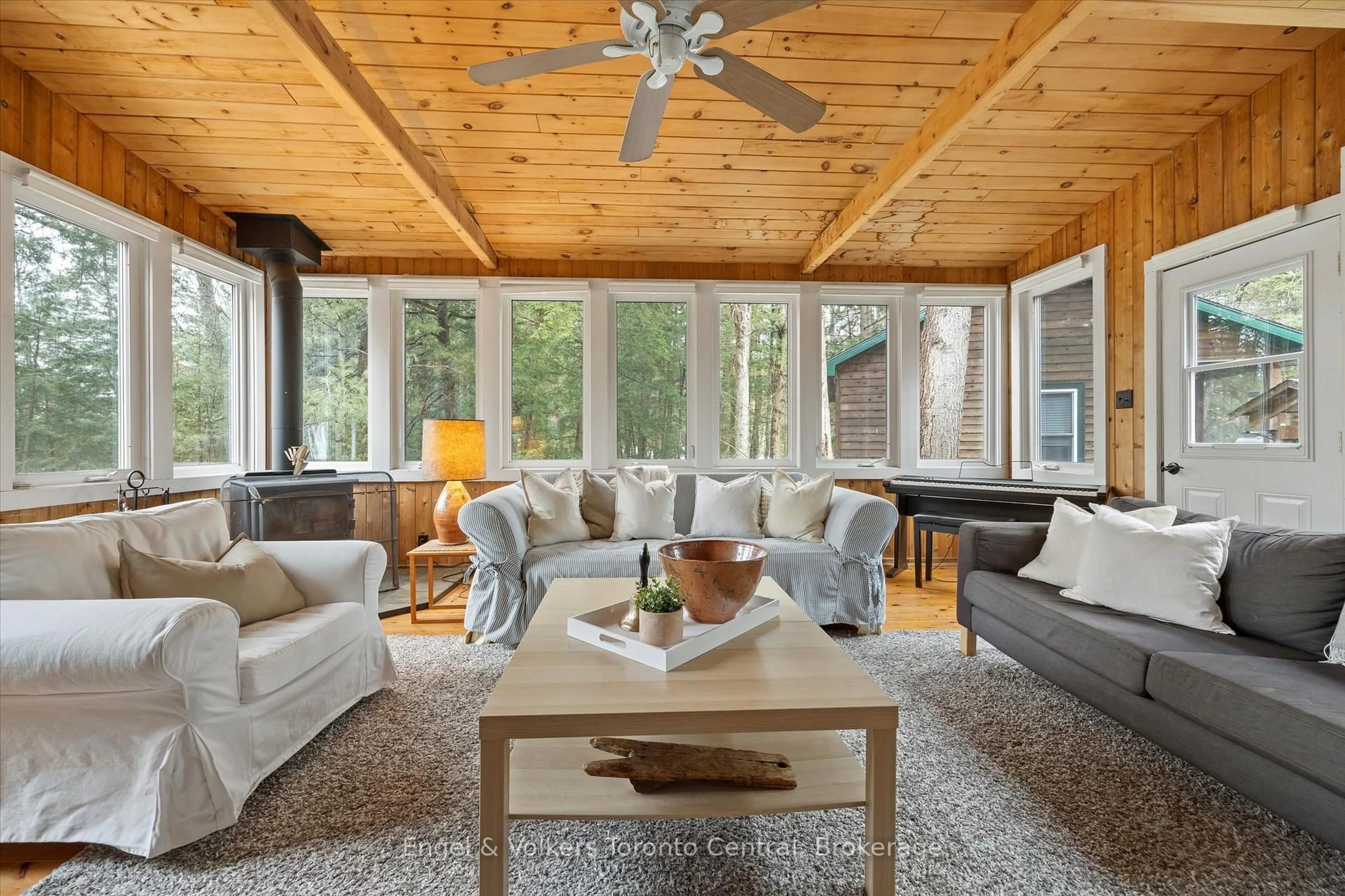 Living room with furniture, unknown for 1196 Cranberry Rd #2, Muskoka Lakes Ontario P0C 1A0