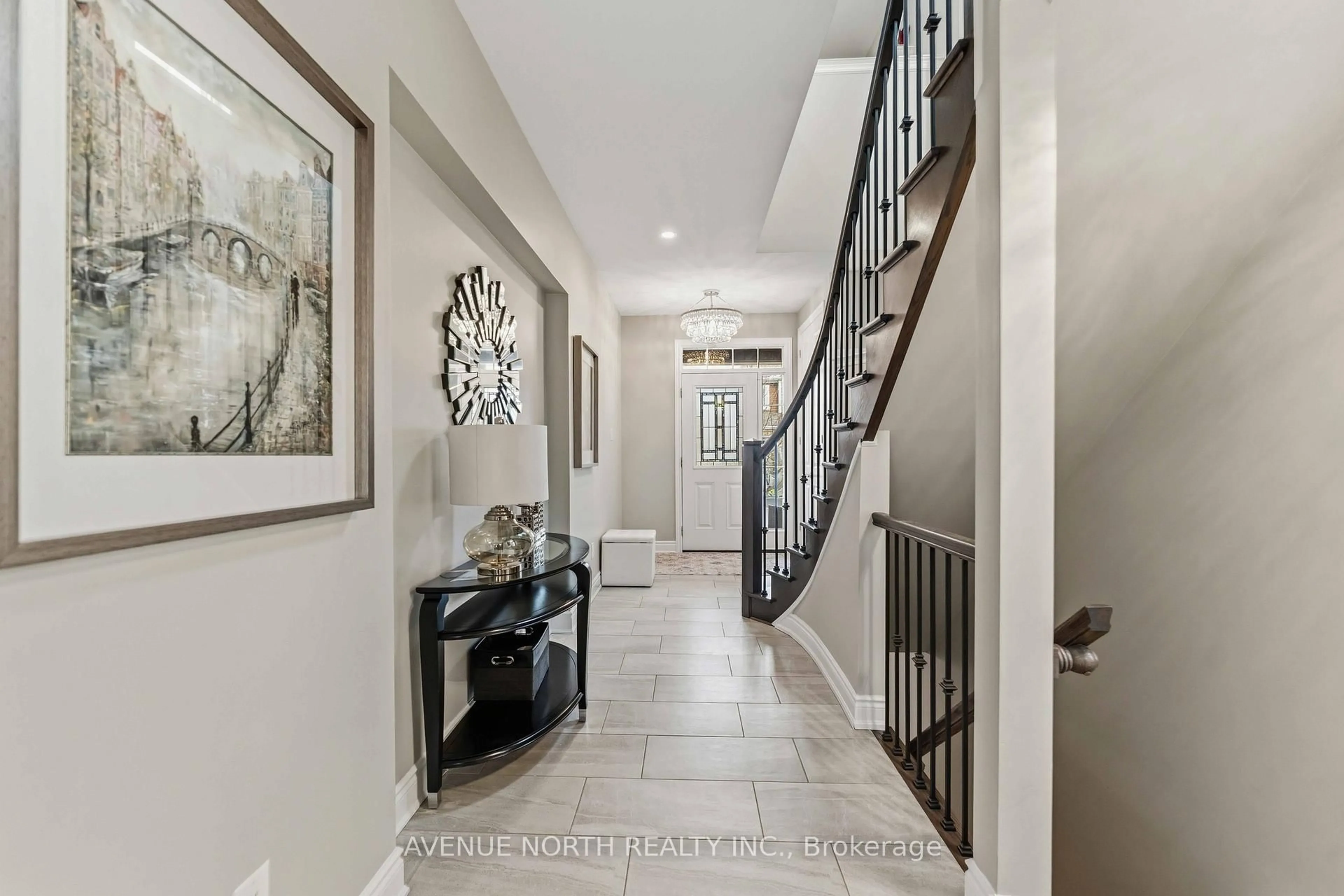 Indoor entryway for 368 River Landing Ave, Ottawa Ontario K2J 3V3