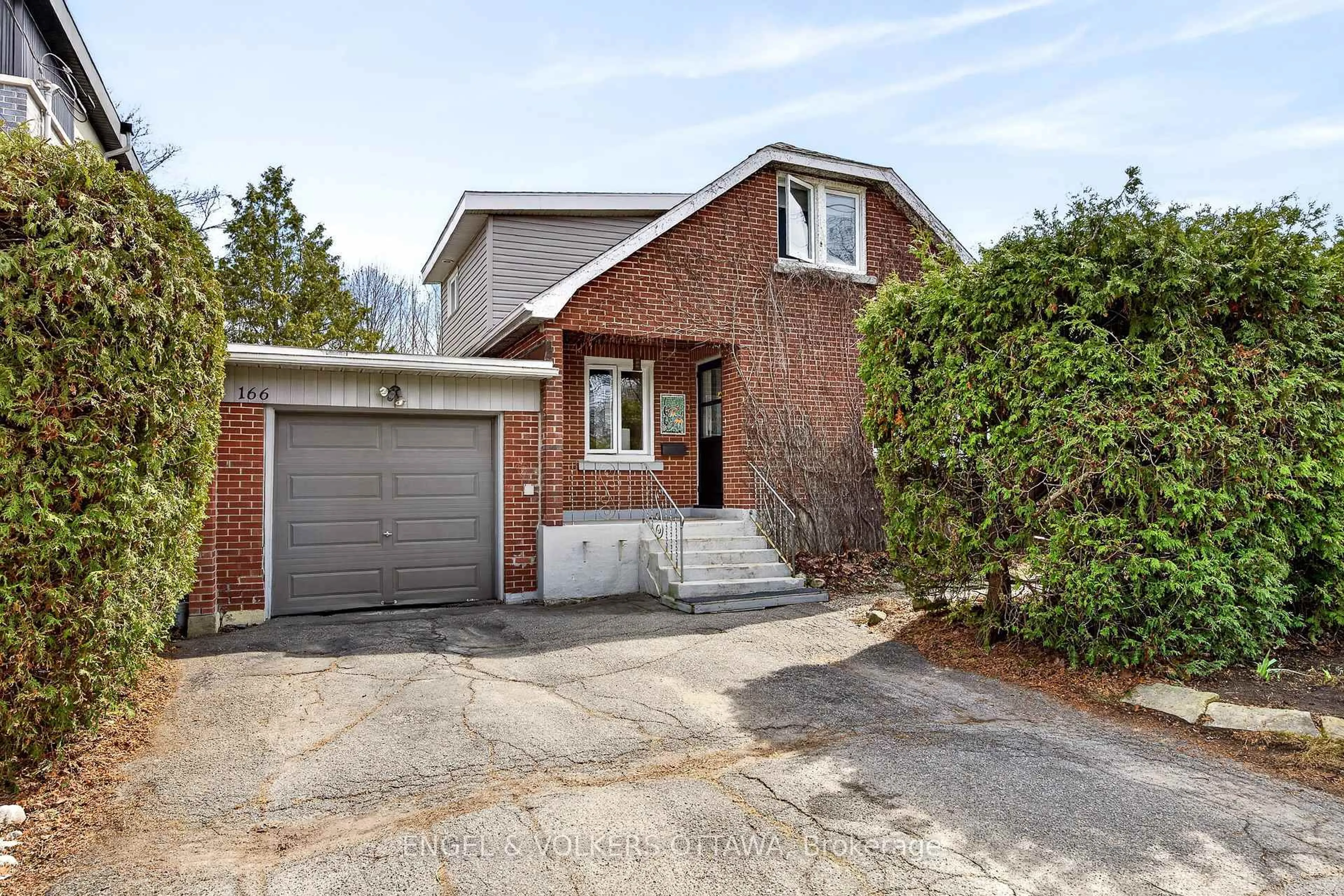 Home with brick exterior material, street for 166 Wesley Ave, Ottawa Ontario K1Z 7A1
