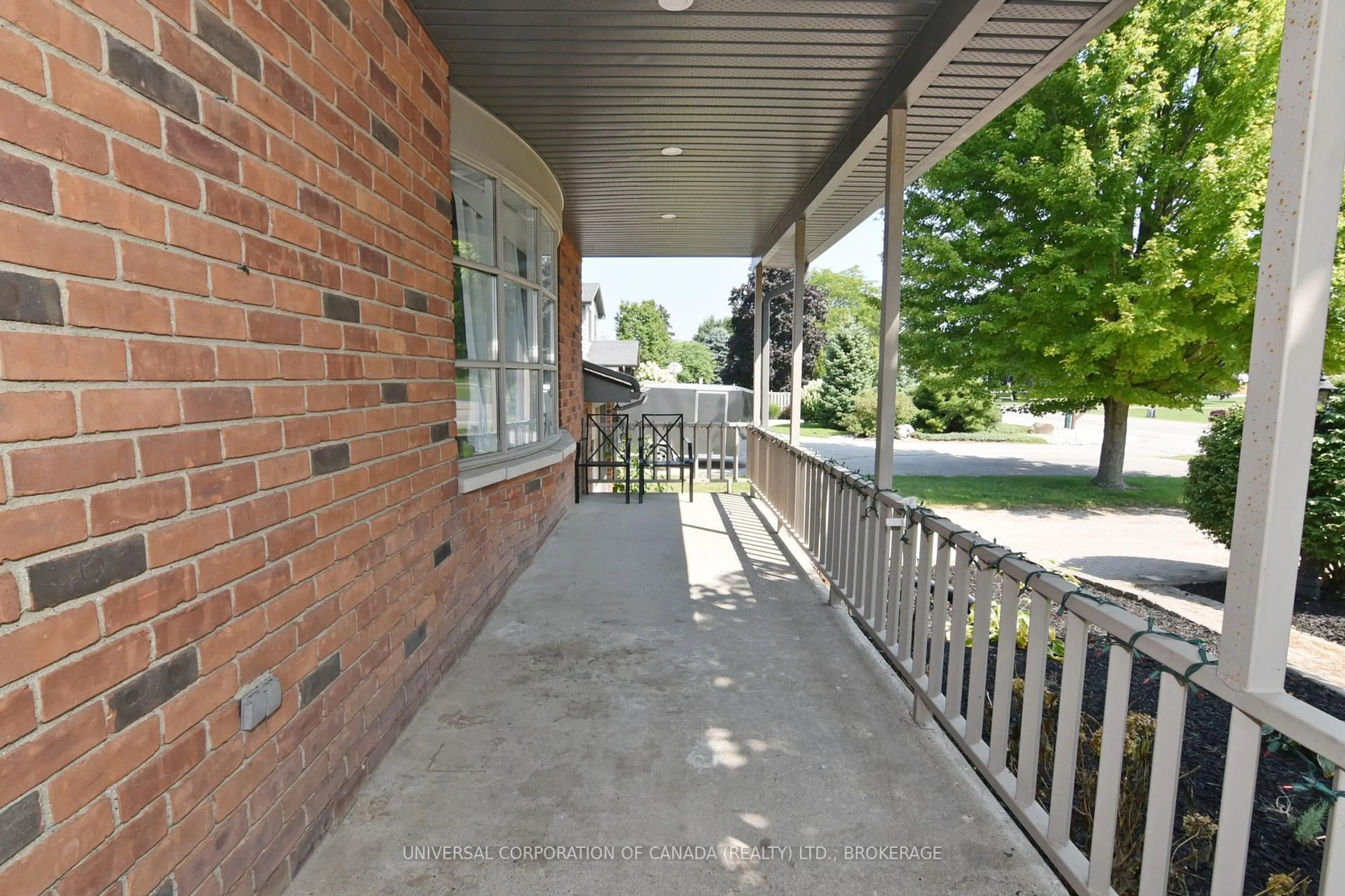 Patio, street for 8483 Imperial Rd, Malahide Ontario N5H 2R2