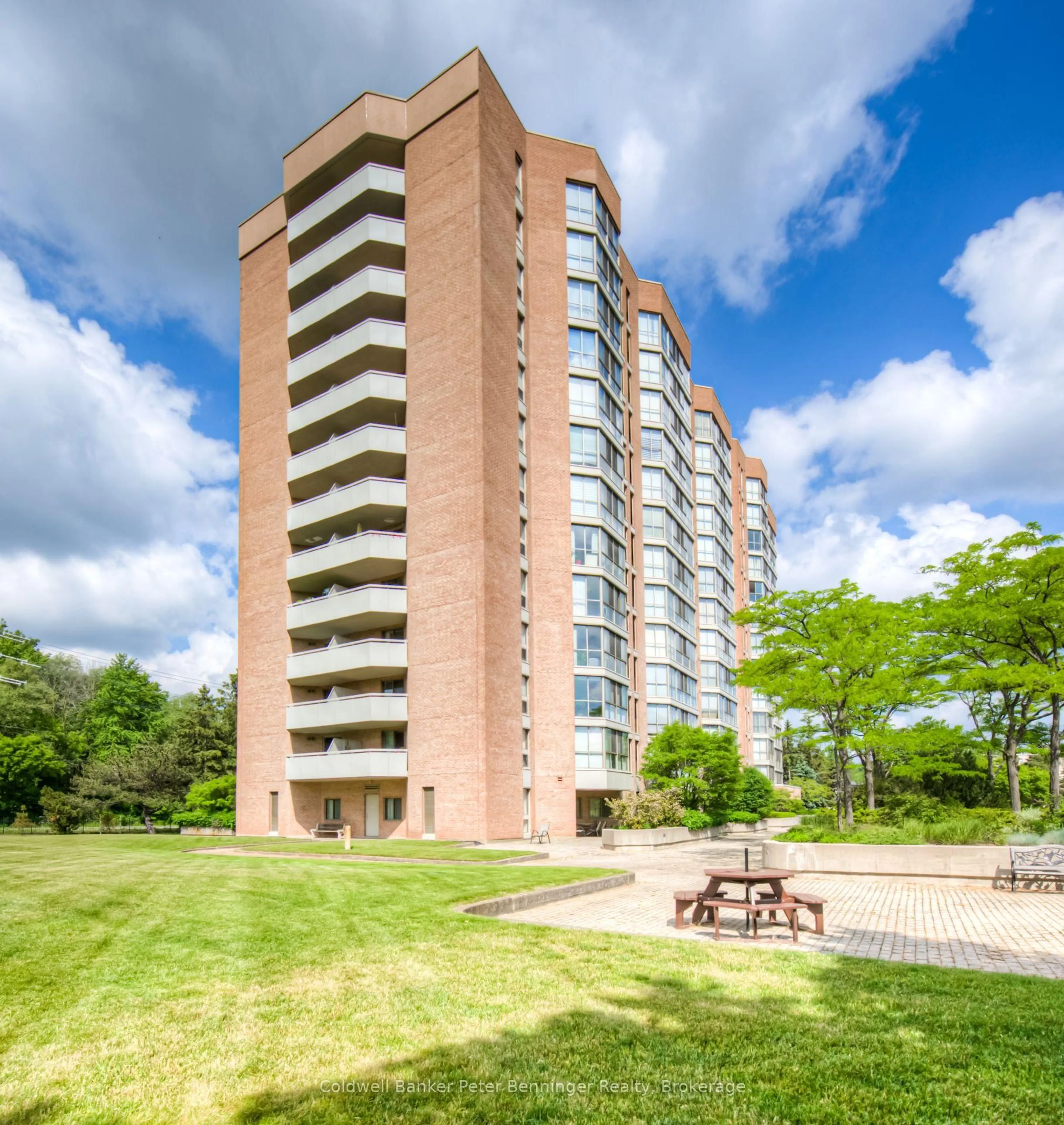 Patio, building for 265 Westcourt Pl #702, Waterloo Ontario N2L 6E4