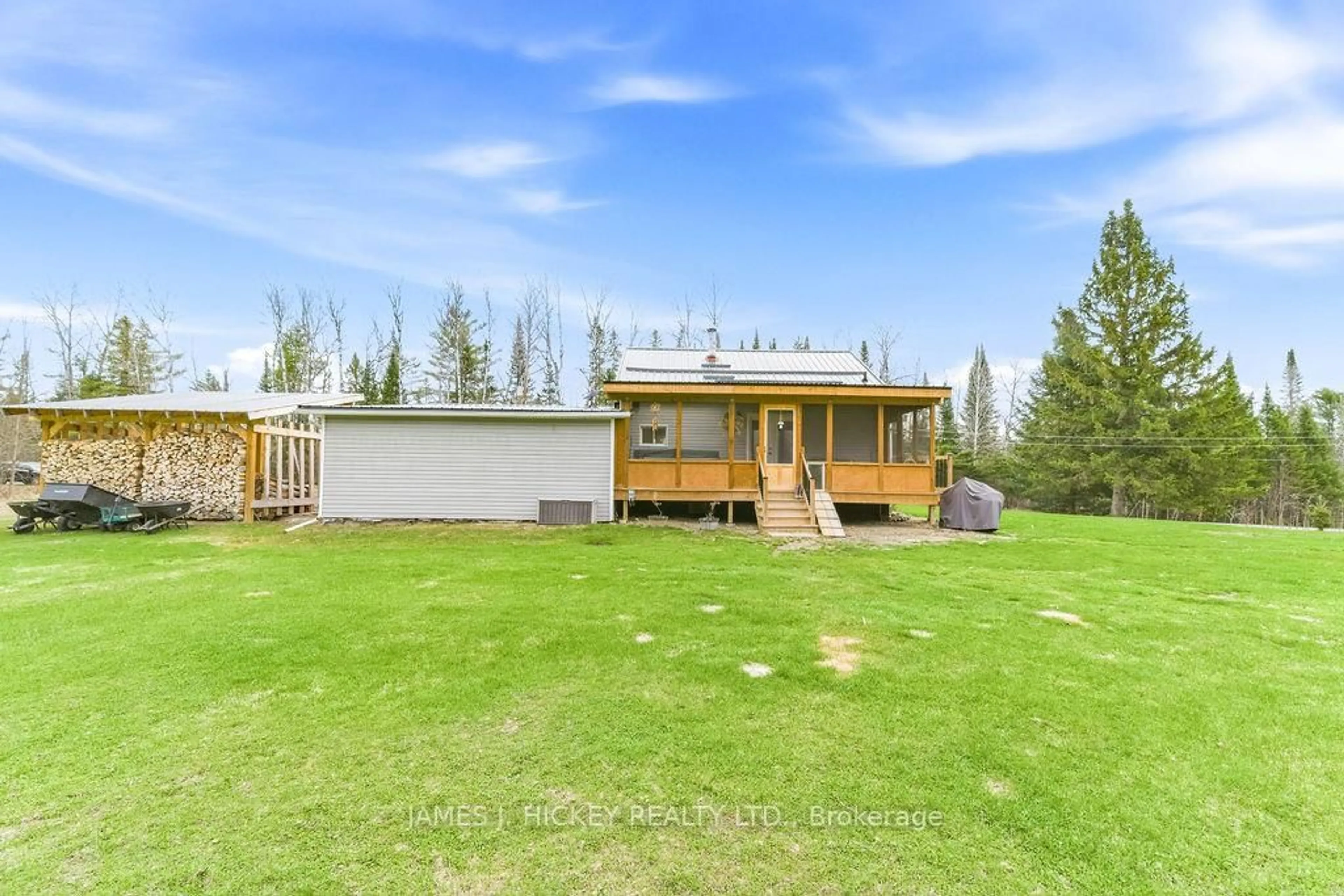 A pic from outside/outdoor area/front of a property/back of a property/a pic from drone, unknown for 1437 Wylie Rd, Deep River Ontario K0J 1P0