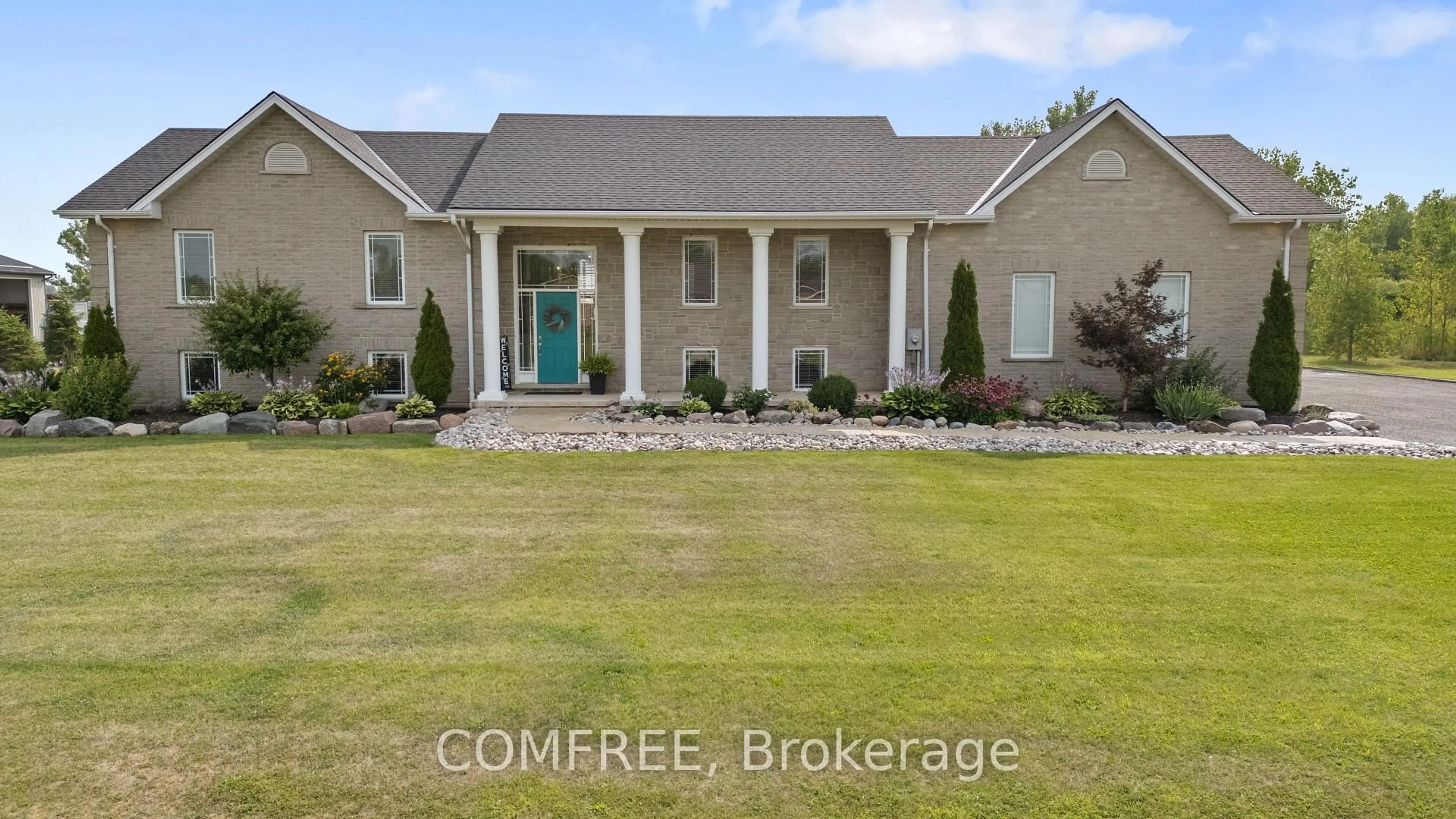 Home with brick exterior material, unknown for 1 Starlight Lane, Thames Centre Ontario N0L 1G5