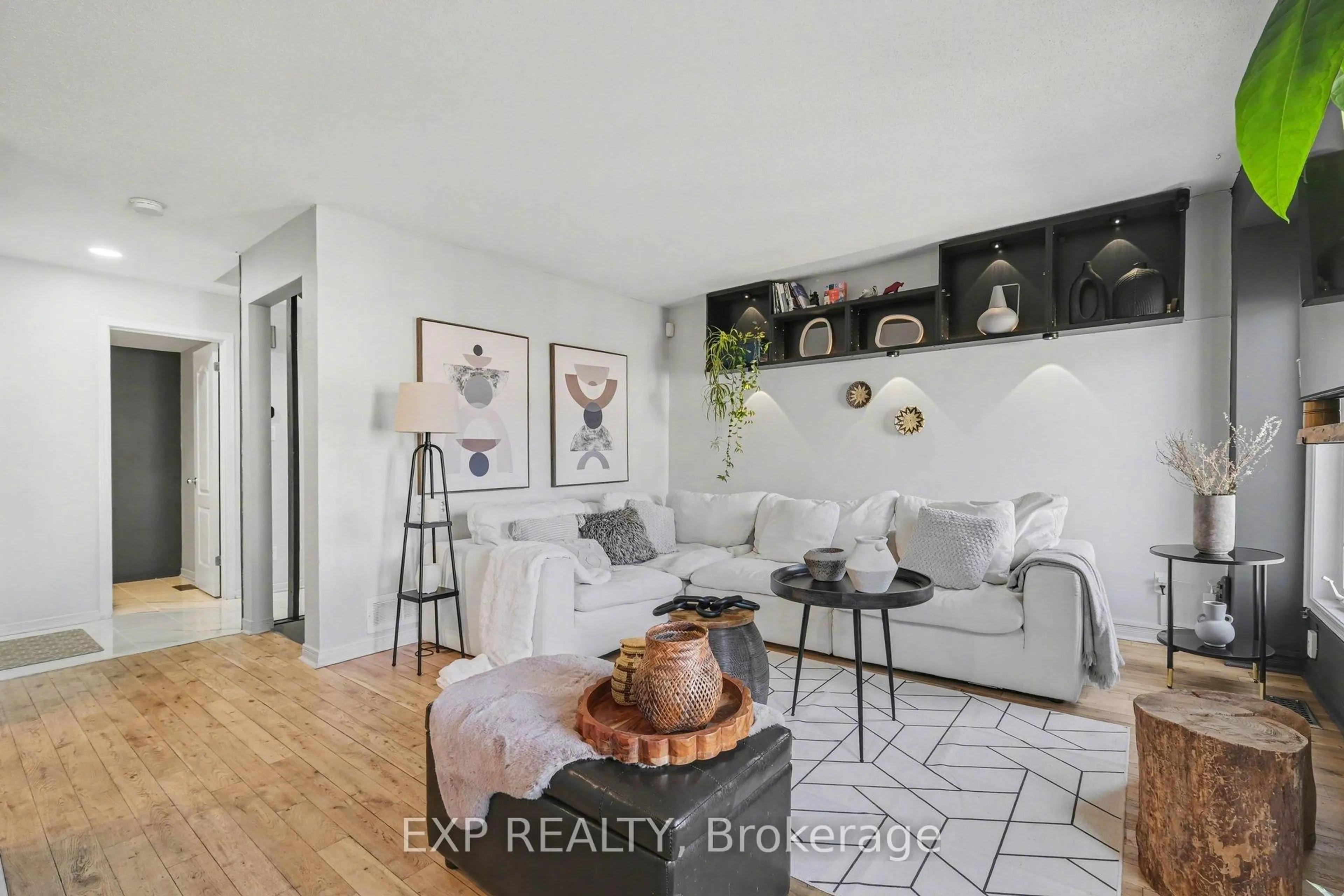 A pic of a room for 281 Sorento St, Ottawa Ontario K2J 0B4