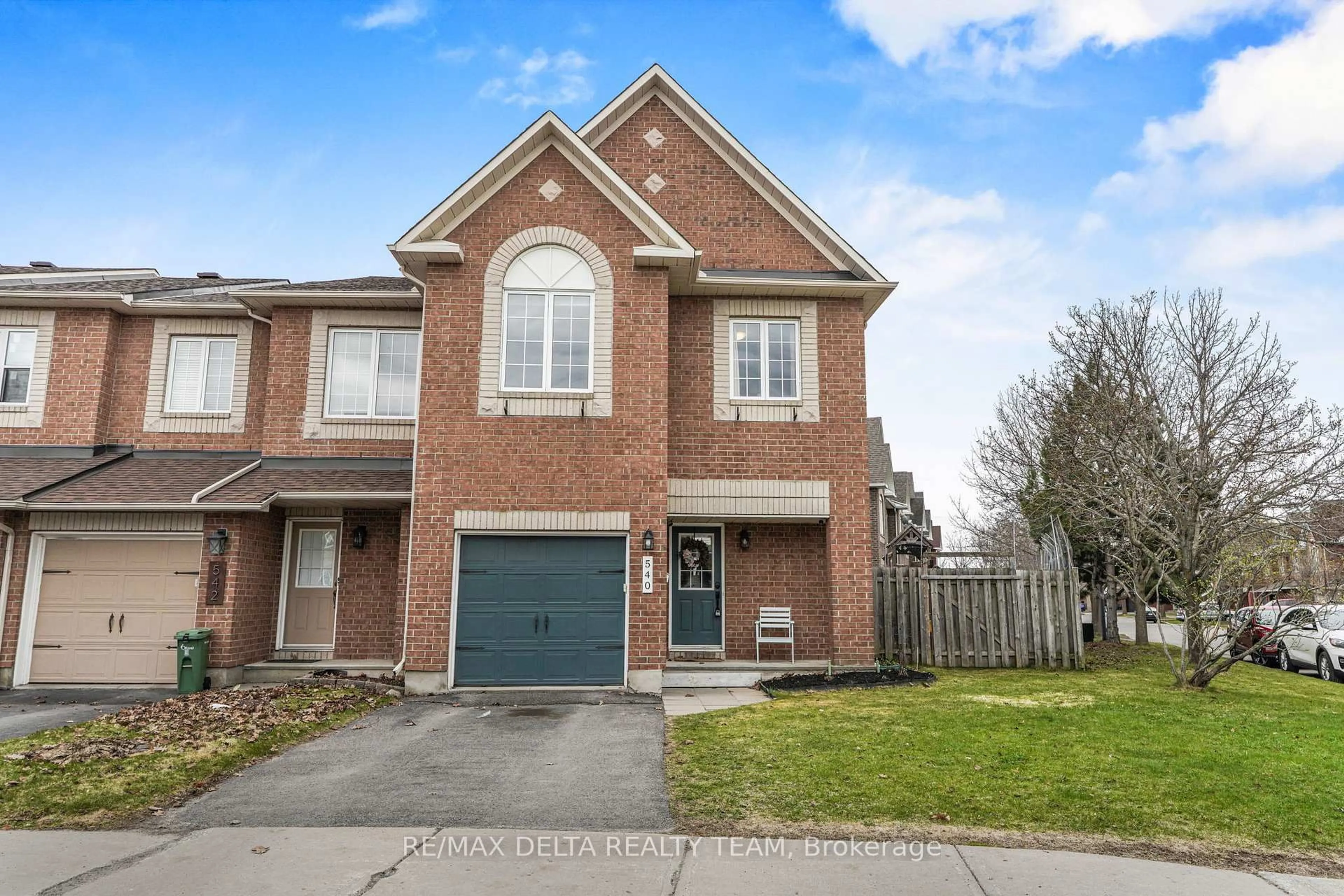 Home with brick exterior material, street for 540 Chardonnay Dr, Ottawa Ontario K4A 4J5