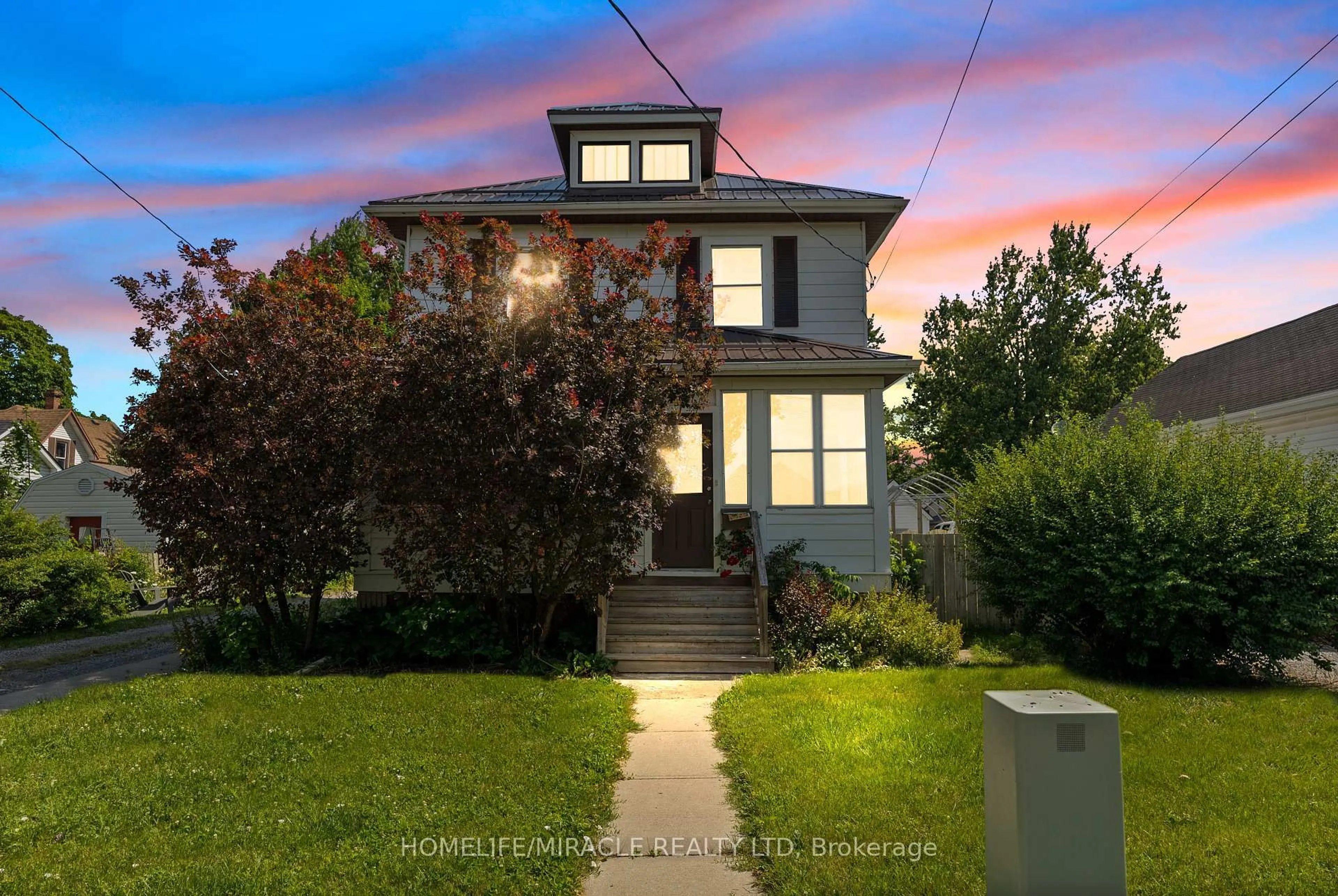 Unknown for 207-209 Inshes Ave, Chatham-Kent Ontario N7M 2Z5