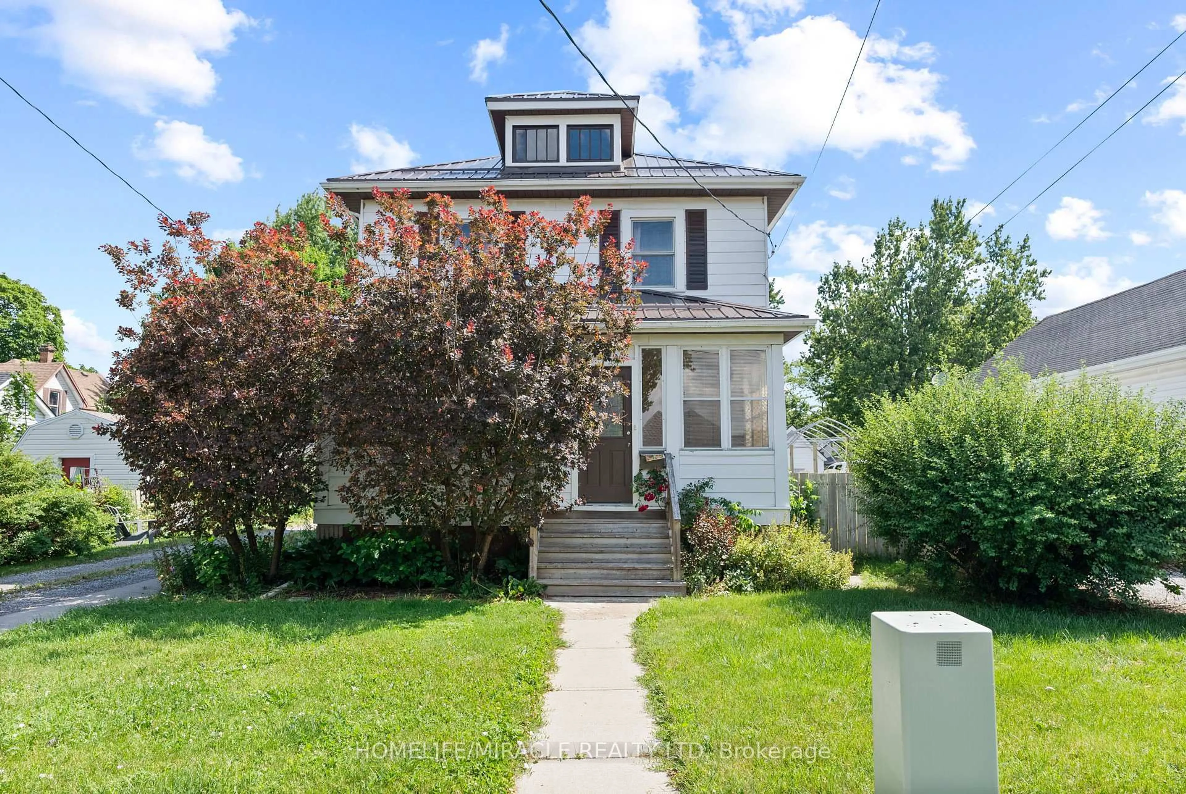 Unknown for 207-209 Inshes Ave, Chatham-Kent Ontario N7M 2Z5