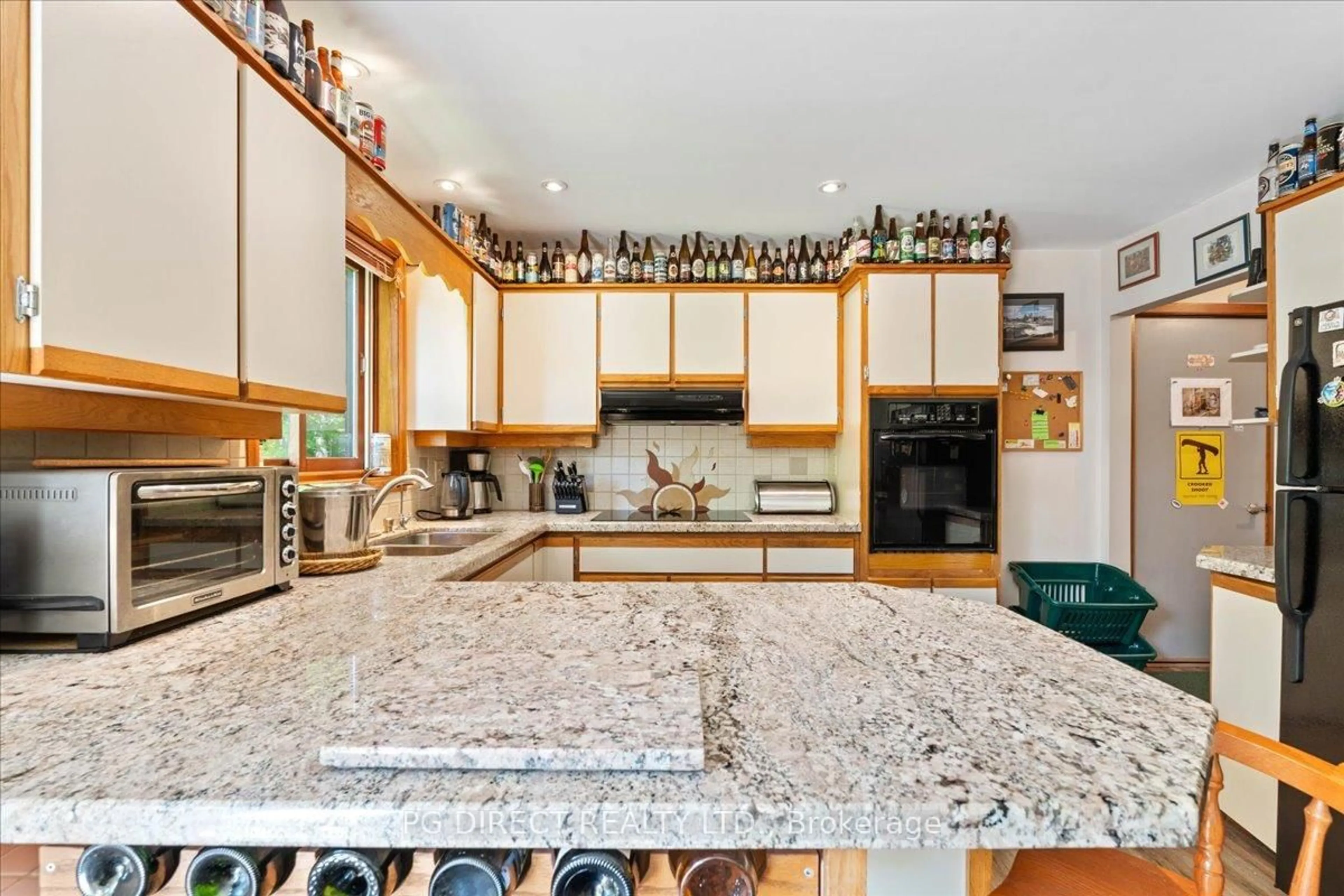 Open concept kitchen, ceramic/tile floor for 15 Beech Terr, Trent Lakes Ontario K0L 1J0